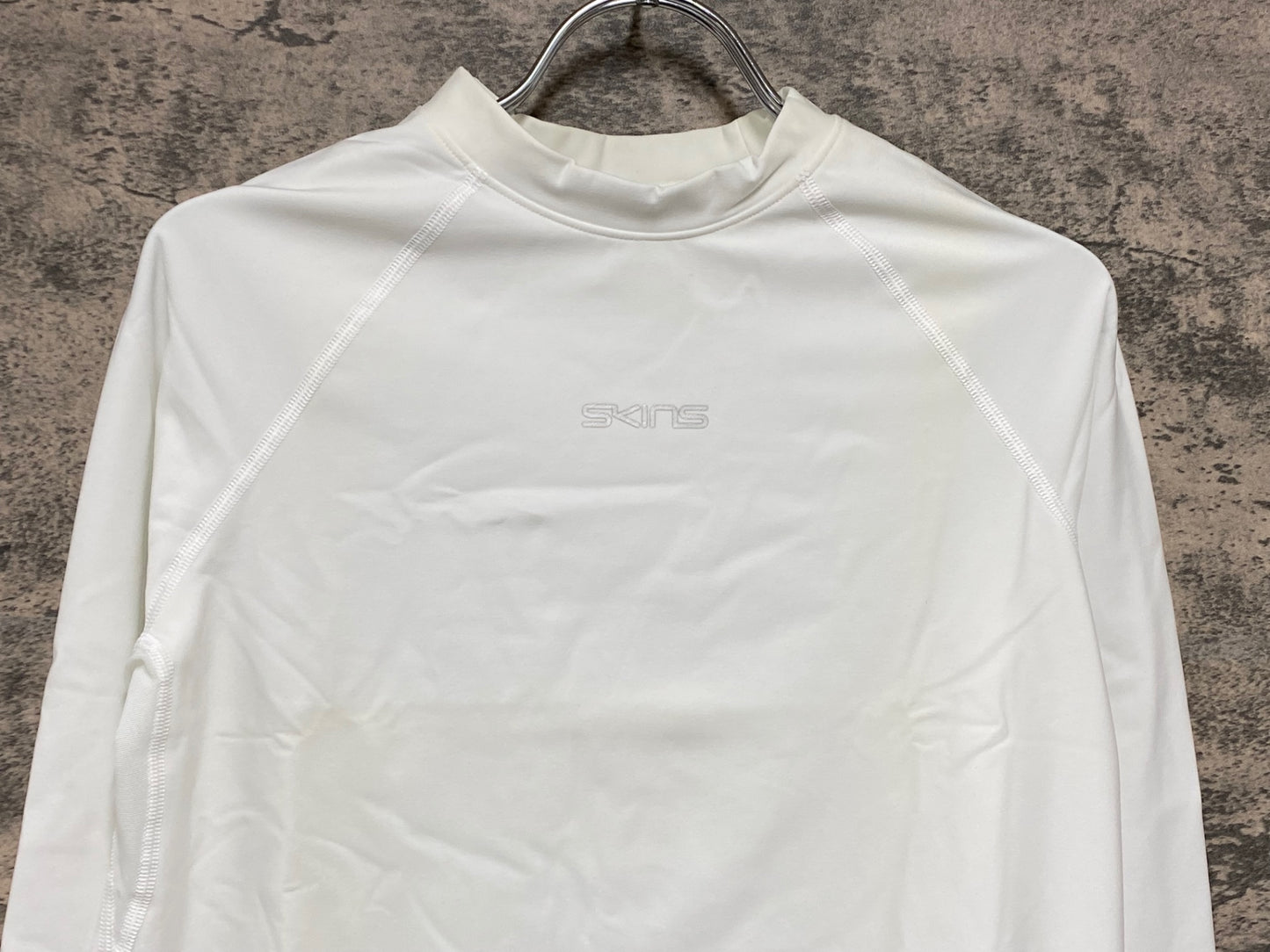 IW944 スキンズ SKINS DNAmic Force 長袖 ベースレイヤー M ホワイト 裏起毛