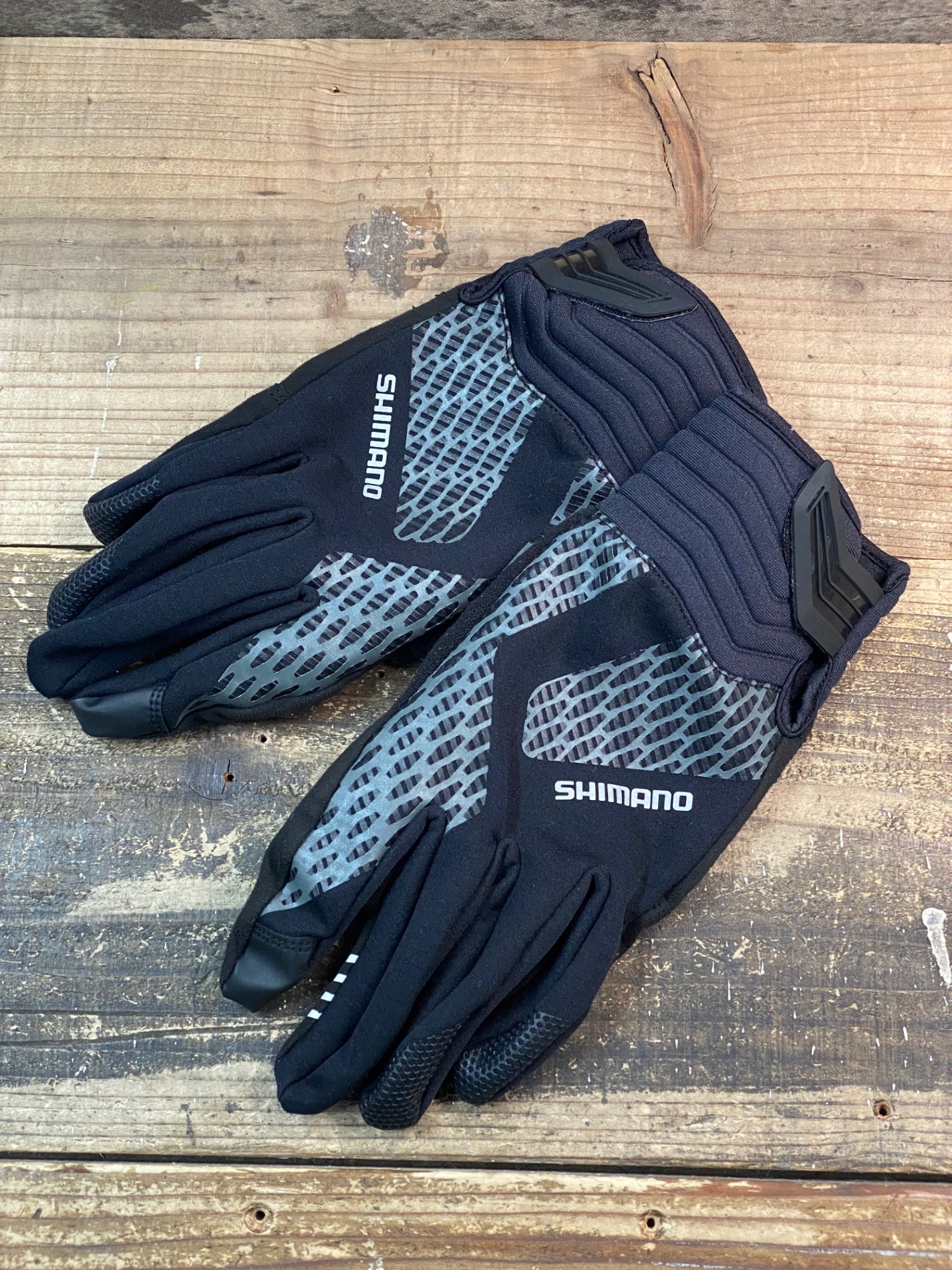 グローブ – BICI AMORE EQ STORE