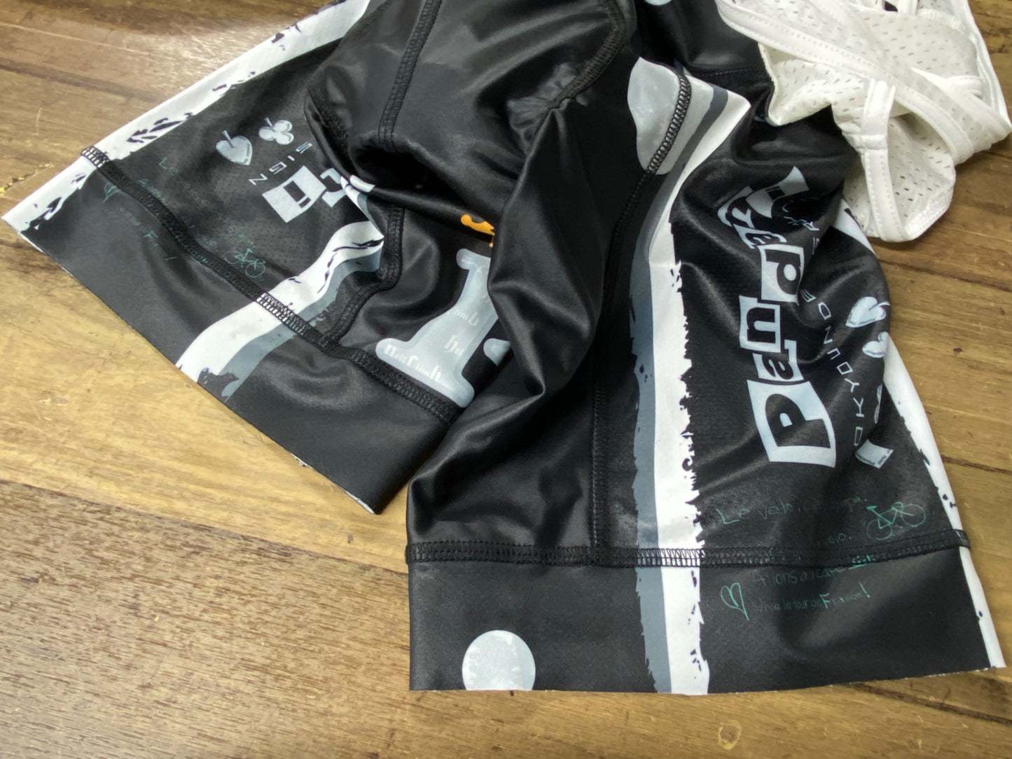 IT131 パンダーニ Pandani ビブショーツ 黒 M