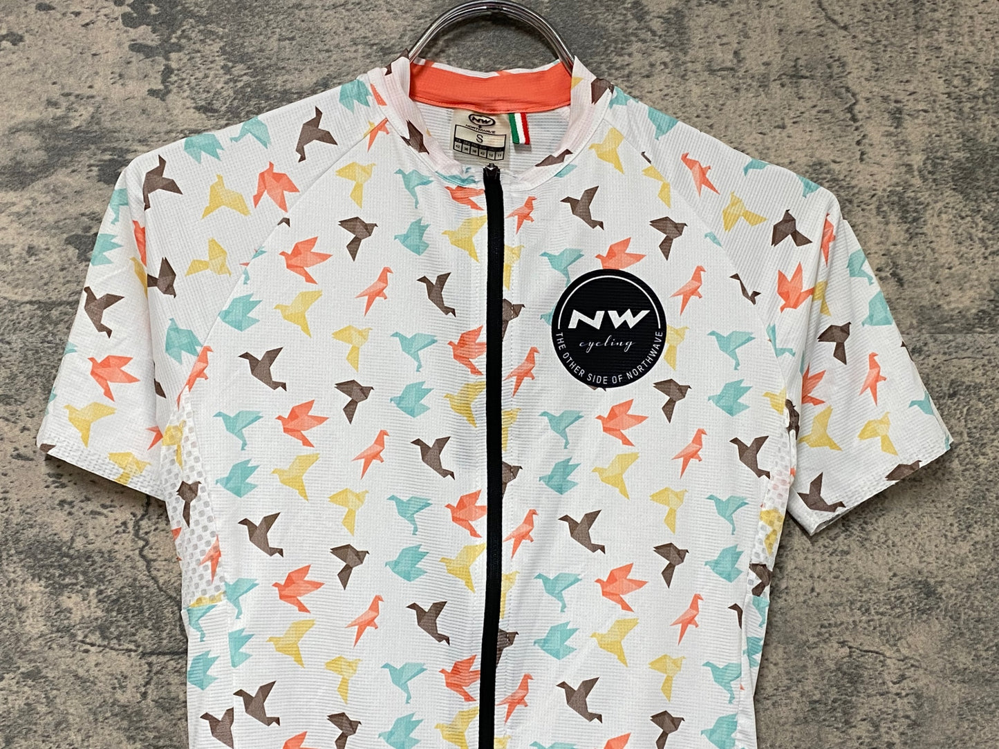 IV537 ノースウェーブ Northwave SWITCH 半袖 サイクルジャージ 白 鳥柄 S