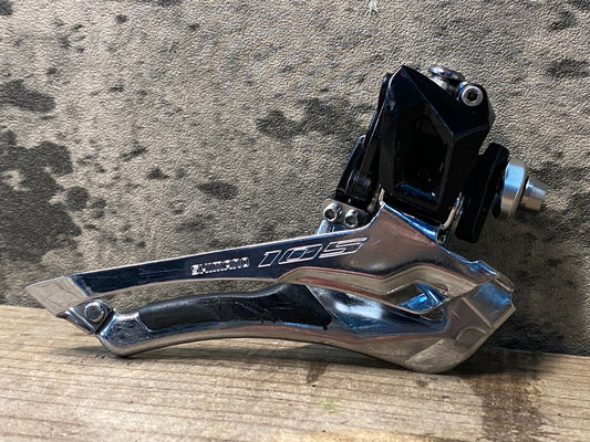 JD607 シマノ SHIMANO 105 FD-R7000 フロントディレイラー 直付 ※リンクカバー欠品