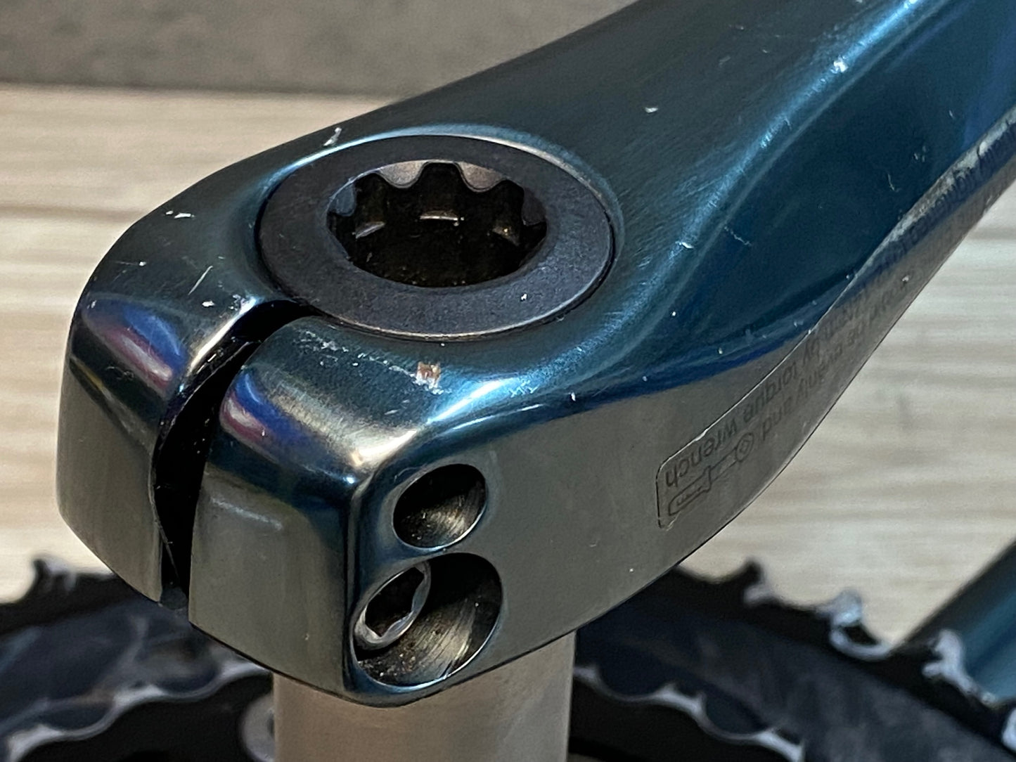 IK043 シマノ SHIMANO ティアグラ Tiagra FC-4700 クランクセット 50/34T 165mm