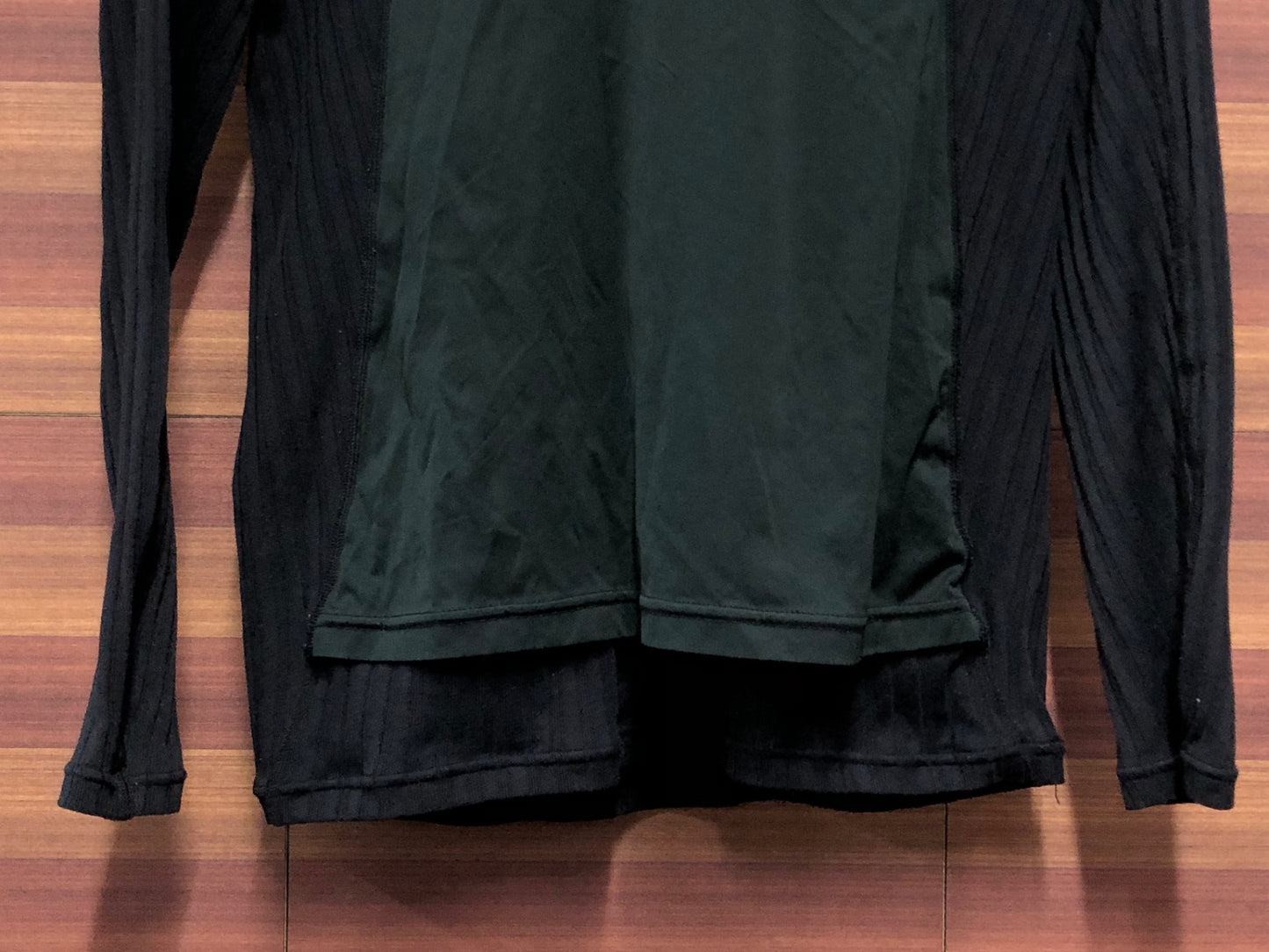 IQ694 パールイズミ PEARL iZUMi 長袖 べースレイヤー 黒 サイズ不明 ※タグカット