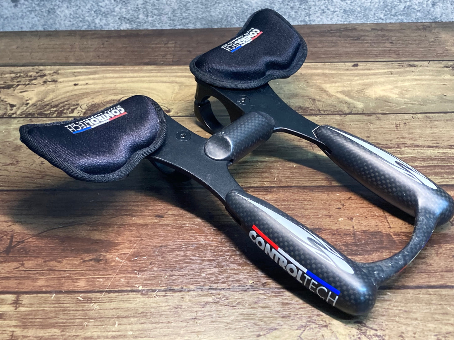 IV477 コントロールテック CONTROL TECH AERO DH BAR DHバー Φ31.8