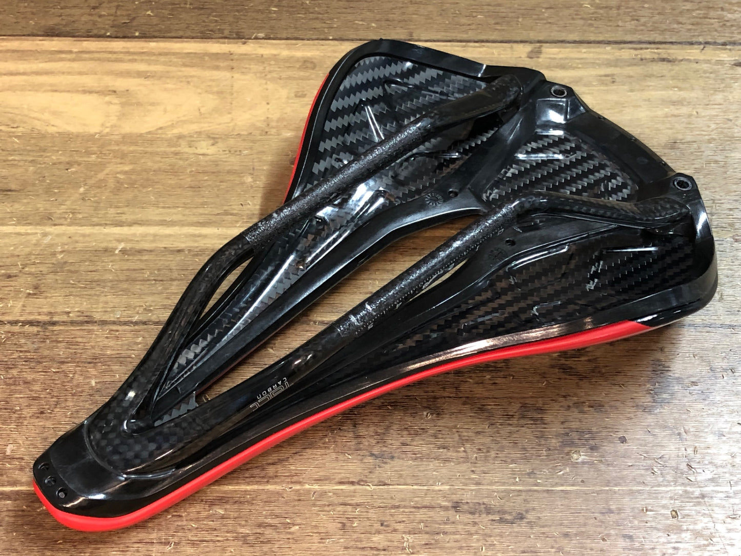 IX441 スペシャライズド SPECIALIZED S-WORKS パワー Power サドル カーボンレール 143㎜ 赤