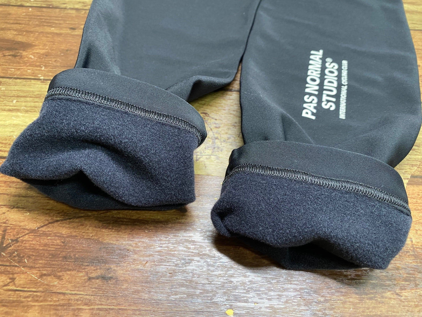 IY504 パスノーマルスタジオ PAS NORMAL STUDIOS レックウォーマー Leg Warmers 黒 M