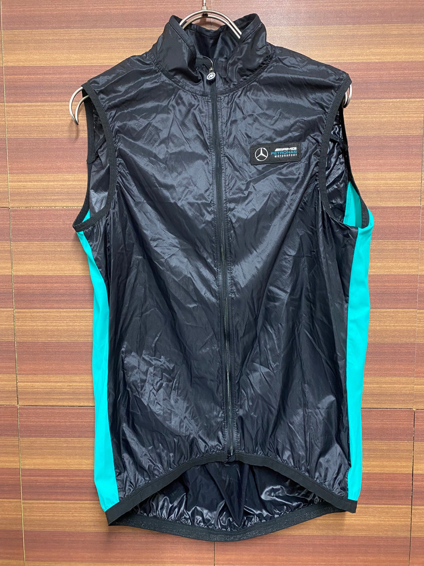 HI916 アソス assos ウィンドベスト FF1 GT Wind Vest 黒 L メルセデスAMG