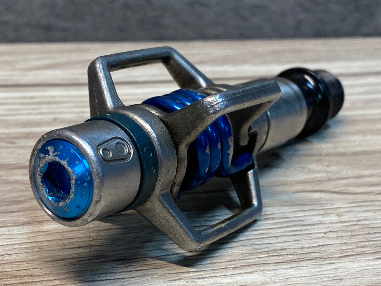 IT837 クランクブラザーズ crankbrothers egg beater 3 ビンディングぺダル 青 ※カラーリング破損