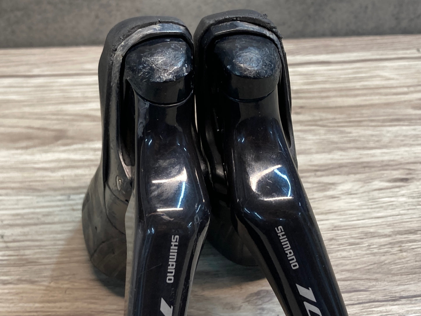 IX298 シマノ SHIMANO 105 ST-R7000 STIレバー 2x11S ※ガリ傷大のためジャンク