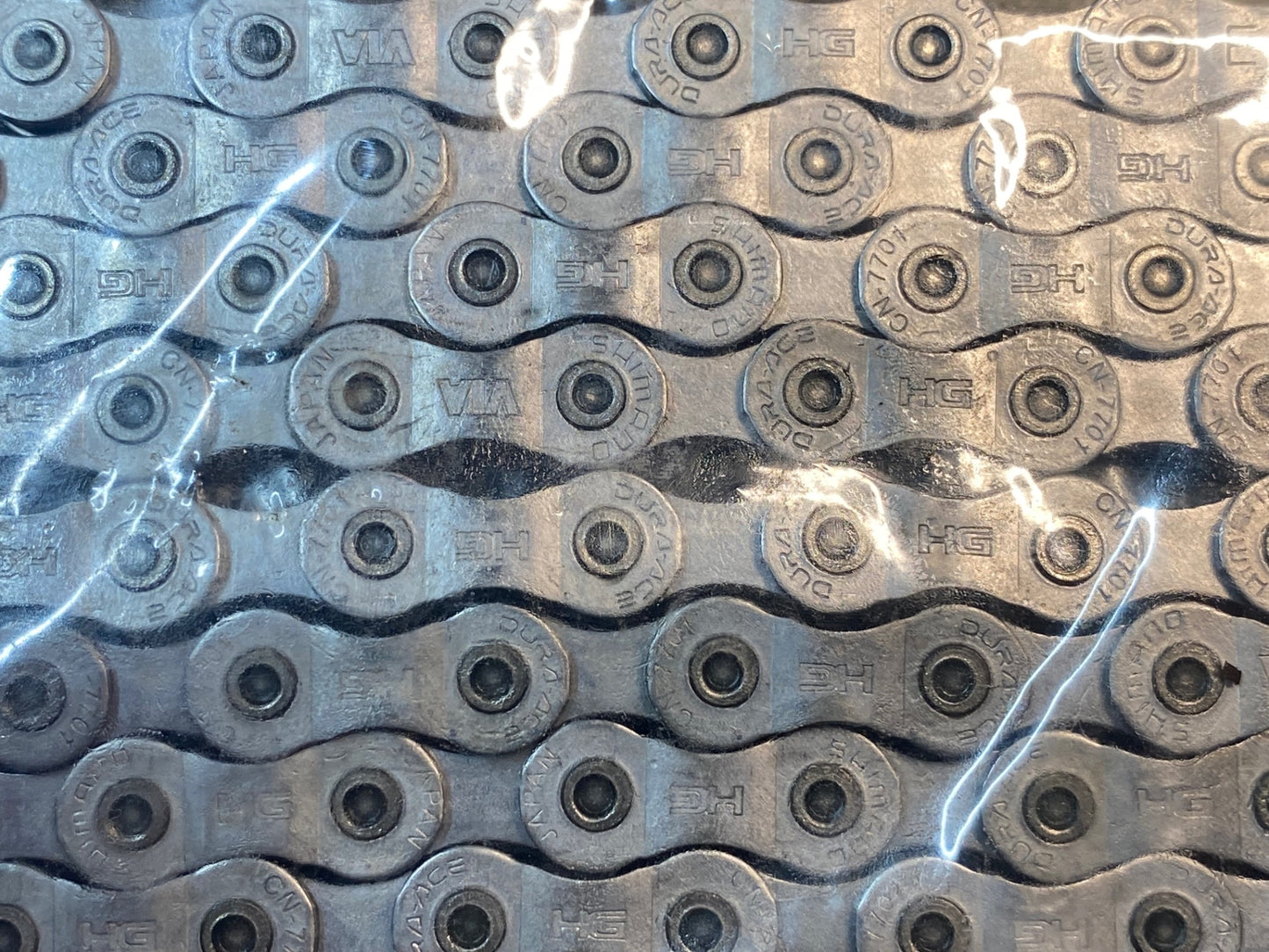 IW671 シマノ SHIMANO デュラエース DURA-ACE XTR CN-7701 チェーン 9S 114L 未使用