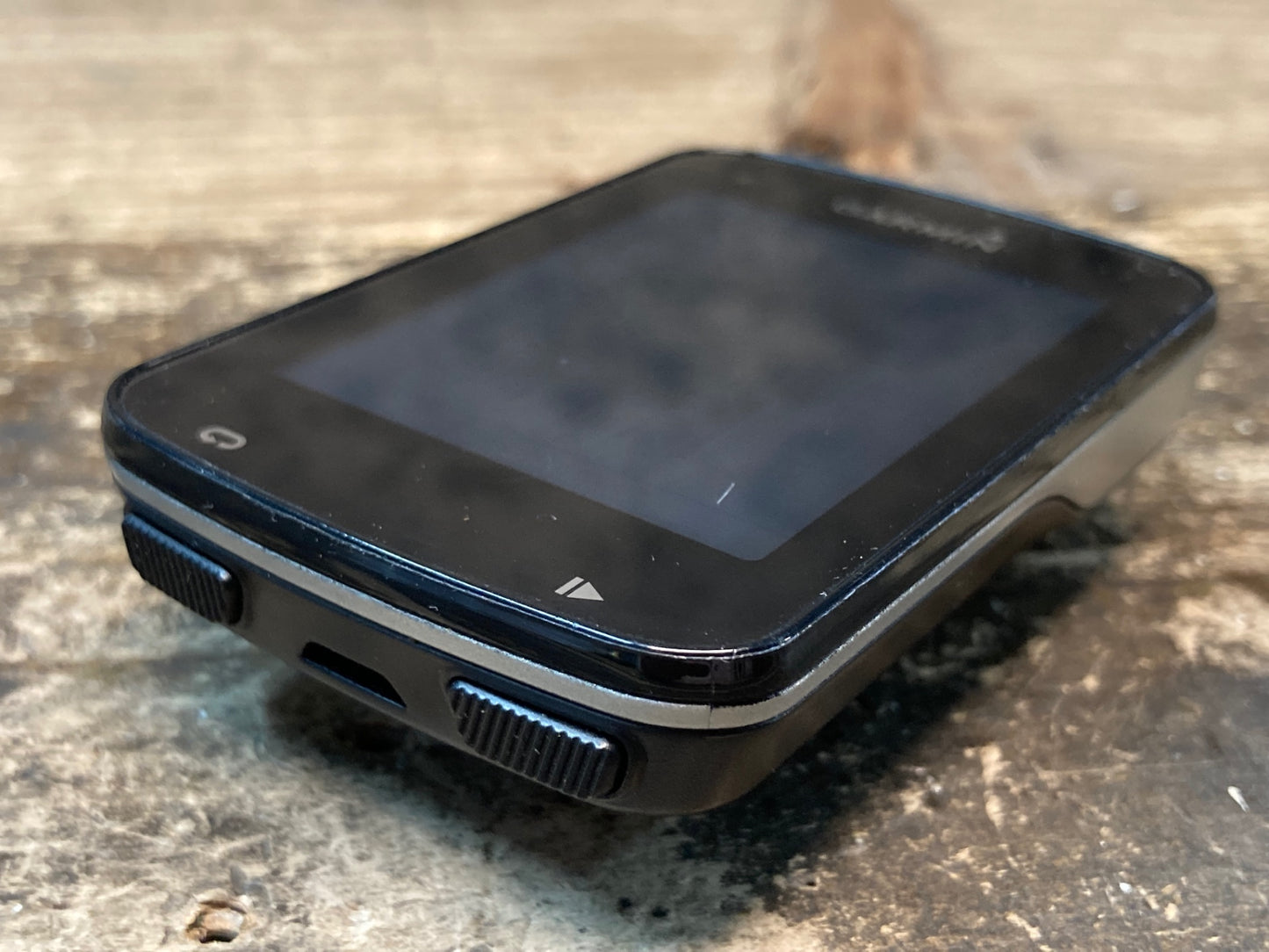 IT782 ガーミン GARMIN エッジ EDGE 820J サイクルコンピューター 動作確認済 ※液晶日焼け