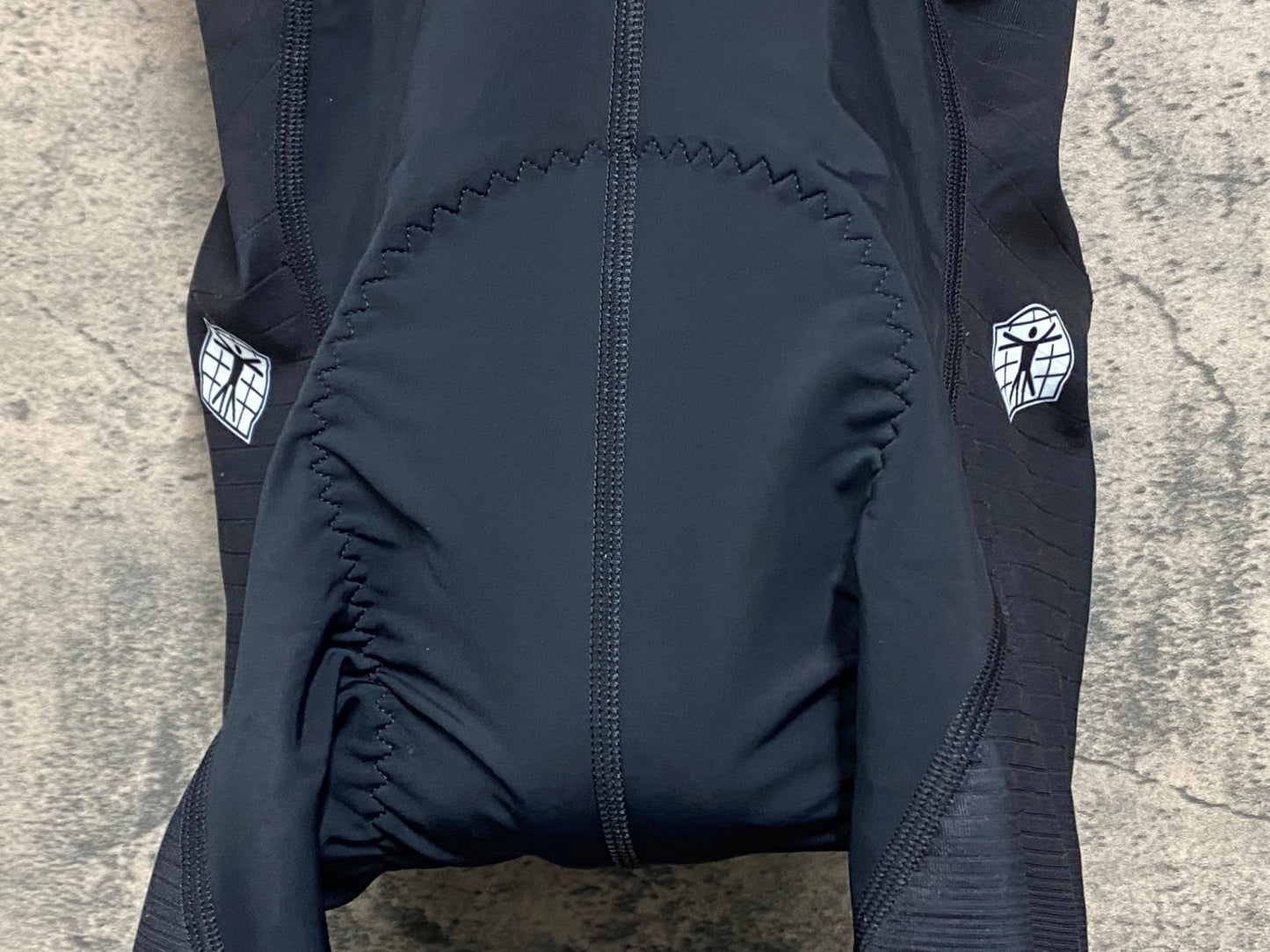 IZ242 ビオレーサー BiORACER ビブショーツ 黒 白 S