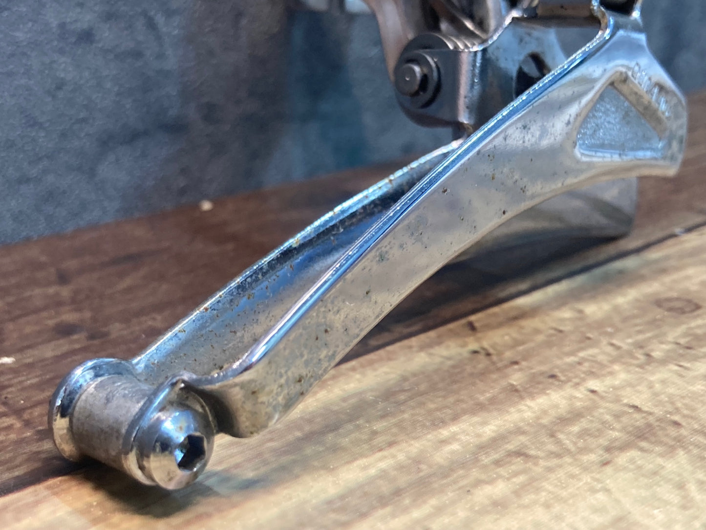 HT577 シマノ SHIMANO デュラエース DURA-ACE EX FD-7200 フロントディレイラー Φ28.6