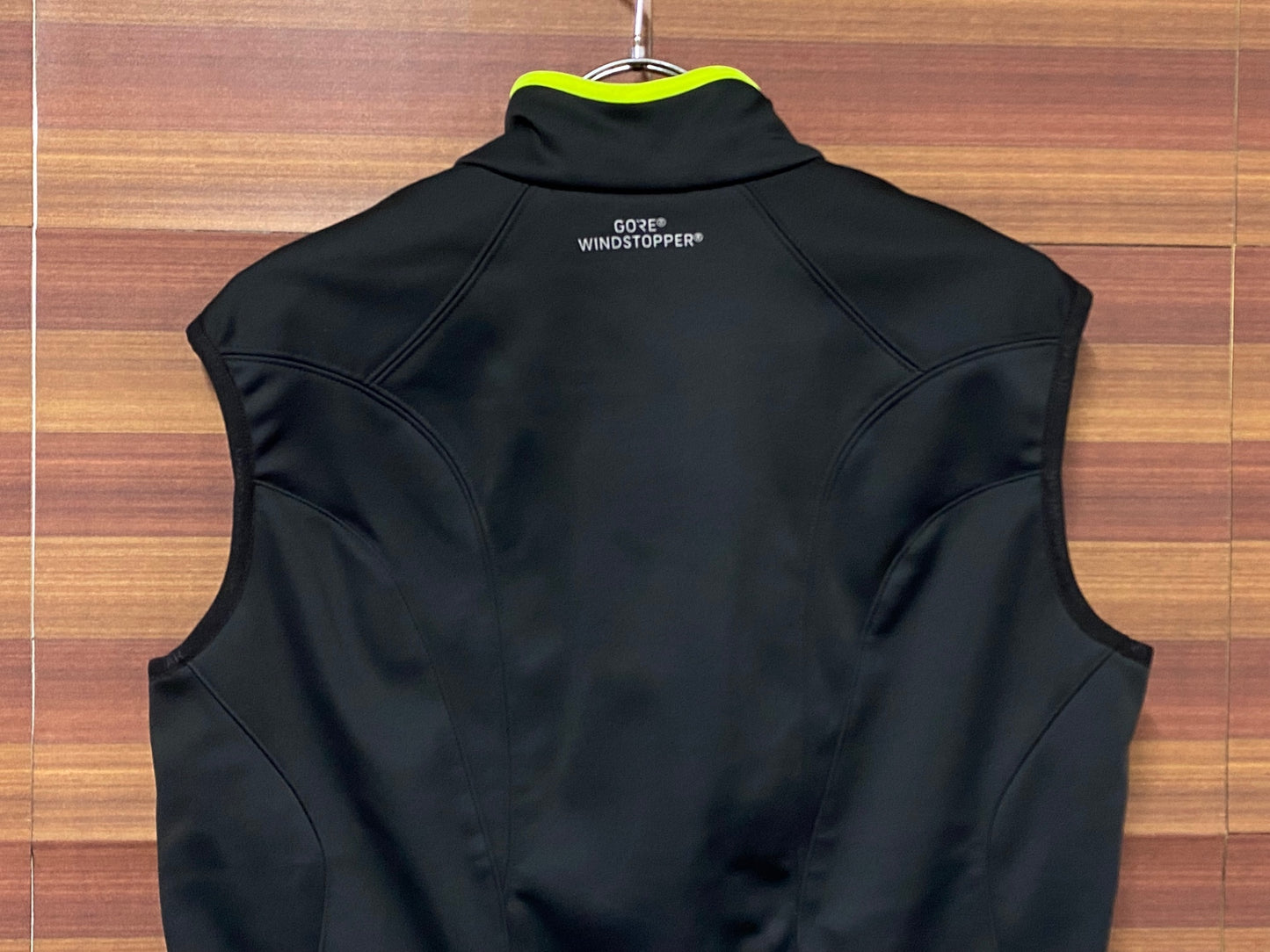 IT348 ゴア バイクウェア GORE BIKE WEAR サイクルベスト ジレ 裏起毛 防風 L 黒黄