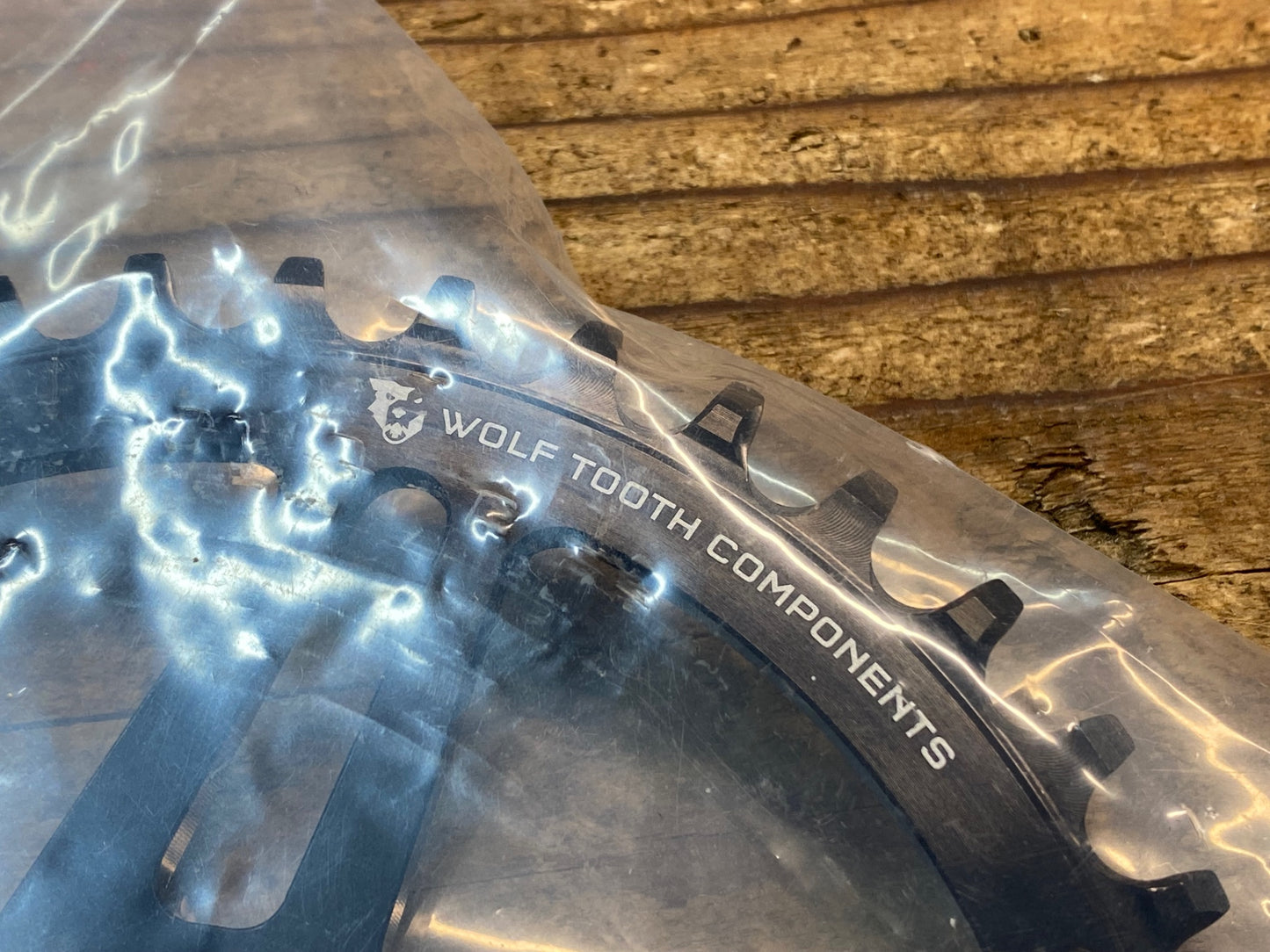 IR806 ウルフトゥース WOLF-TOOTH チェーンリング CDL-CX 40T