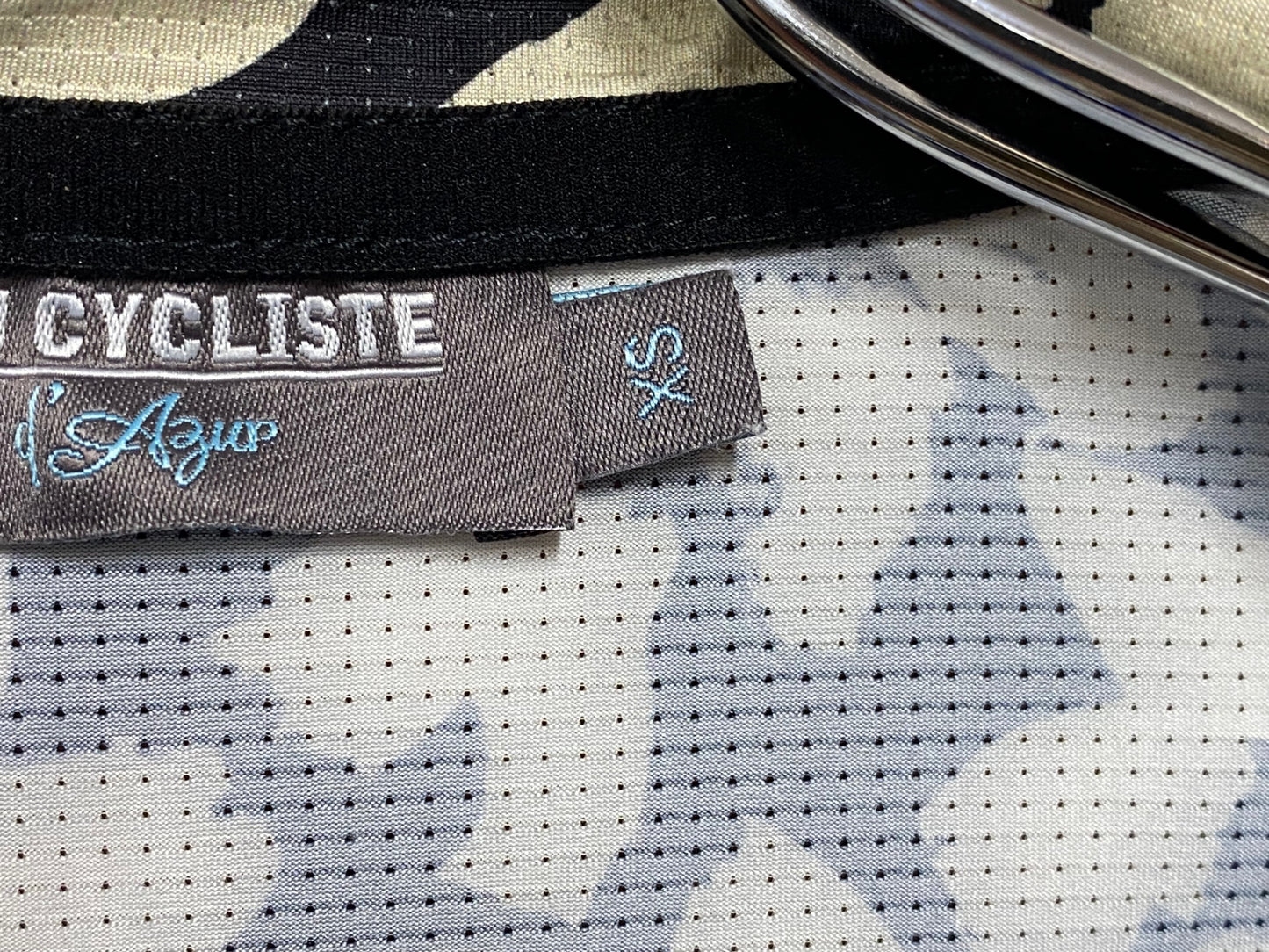 IU267 カフェドシクリステ Cafe du Cycliste FLORIANE Man 半袖 サイクルジャージ 黒 白 XS