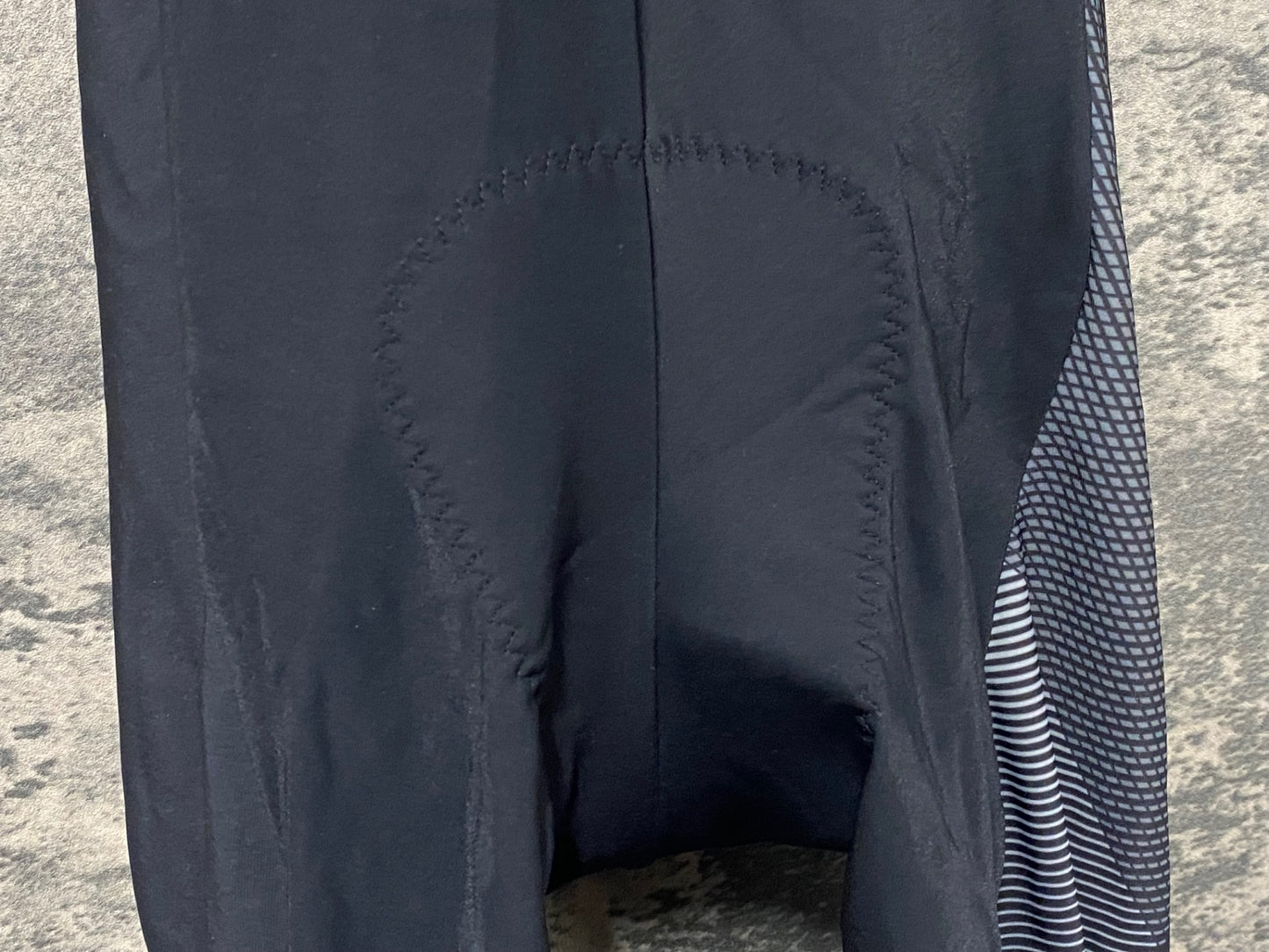 IW234 パールイズミ PEARL iZUMi ビブタイツ 黒 L 裏起毛