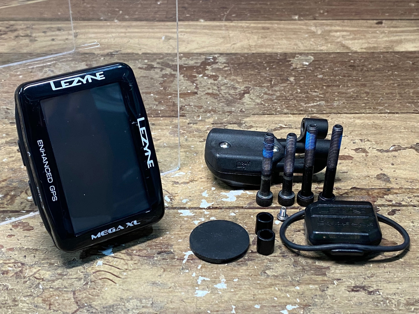 IM904 レザイン LEZYNE MEGA XL GPS サイクルコンピューター 動作確認済み