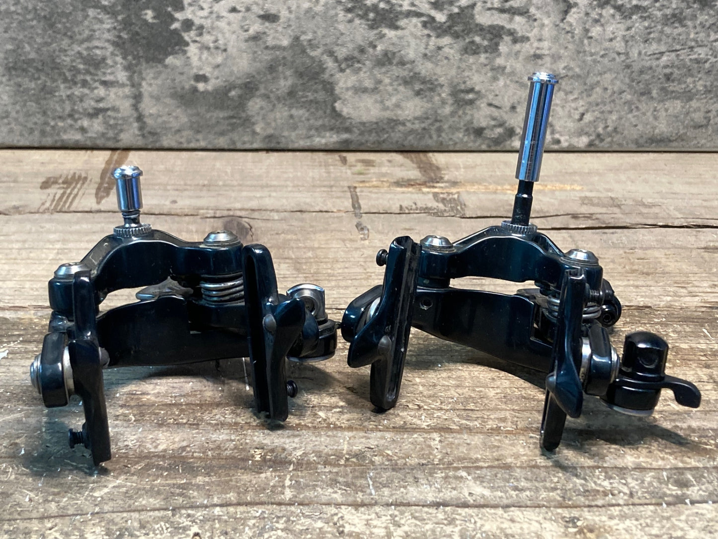 IT567 シマノ SHIMANO デュラエース DURA-ACE キャリパーブレーキ 前後セット