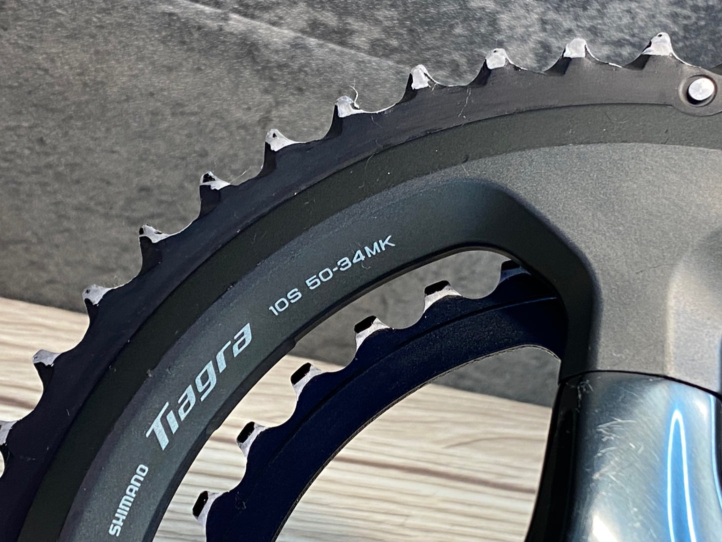 IK043 シマノ SHIMANO ティアグラ Tiagra FC-4700 クランクセット 50/34T 165mm