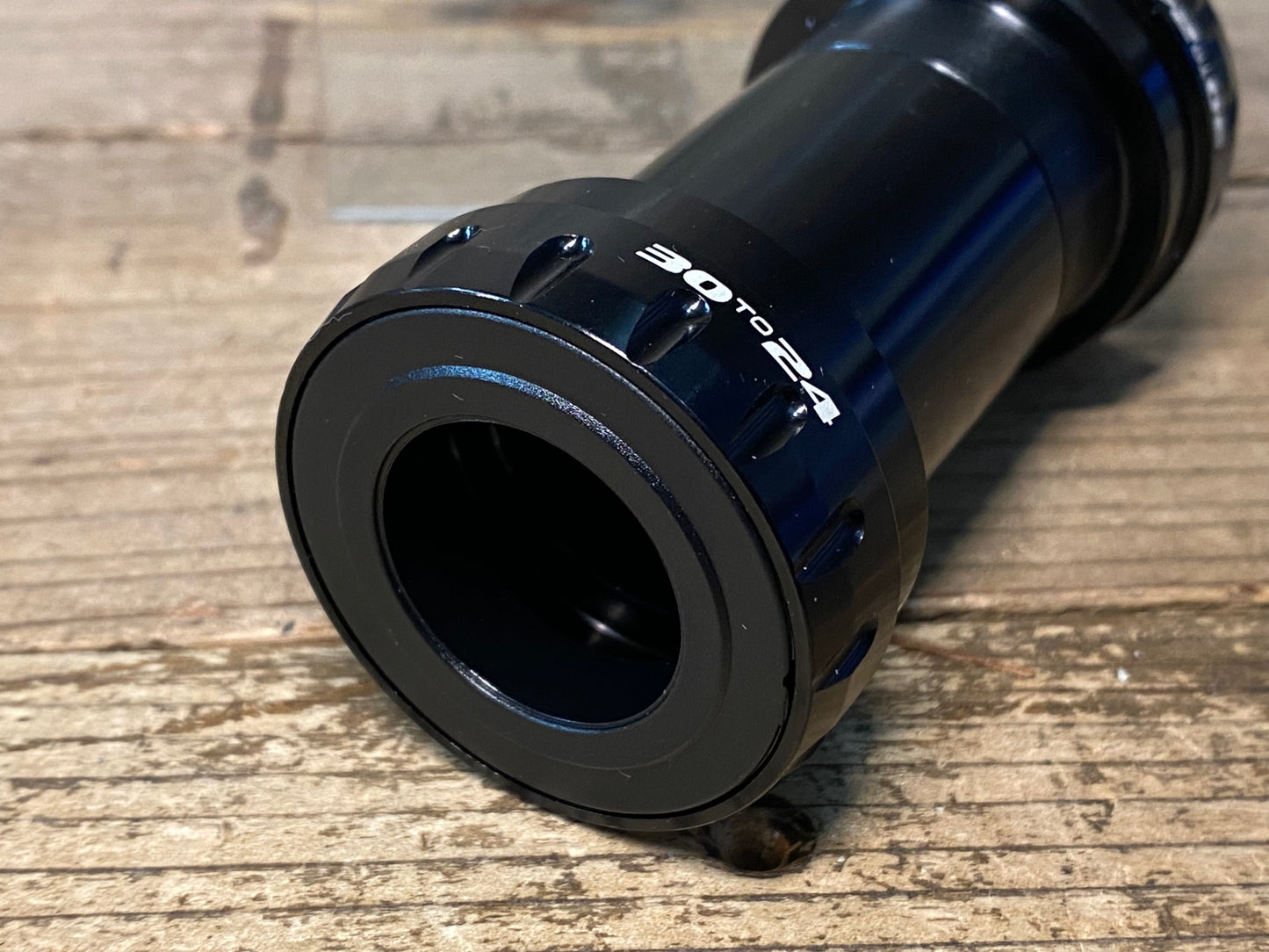 IO779 ローター ROTOR BB4224 BB ボトムブラケット BB30toΦ24 シェル42mm