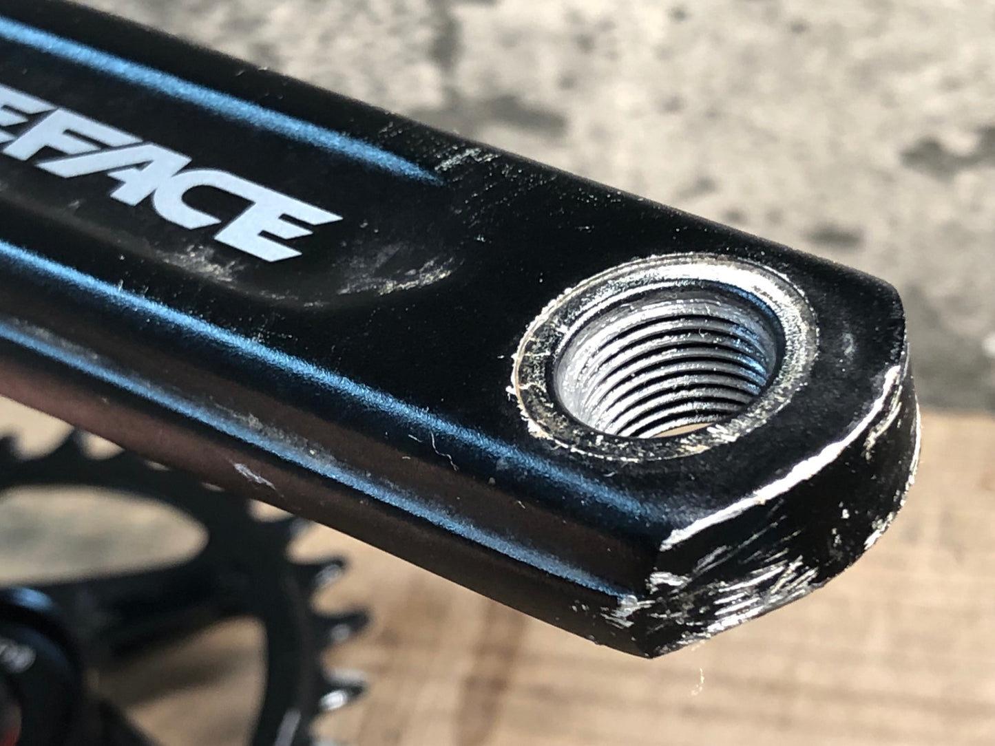 IY847 レースフェイス RACE FACE AEFFECT クランクセット 170mm 32T