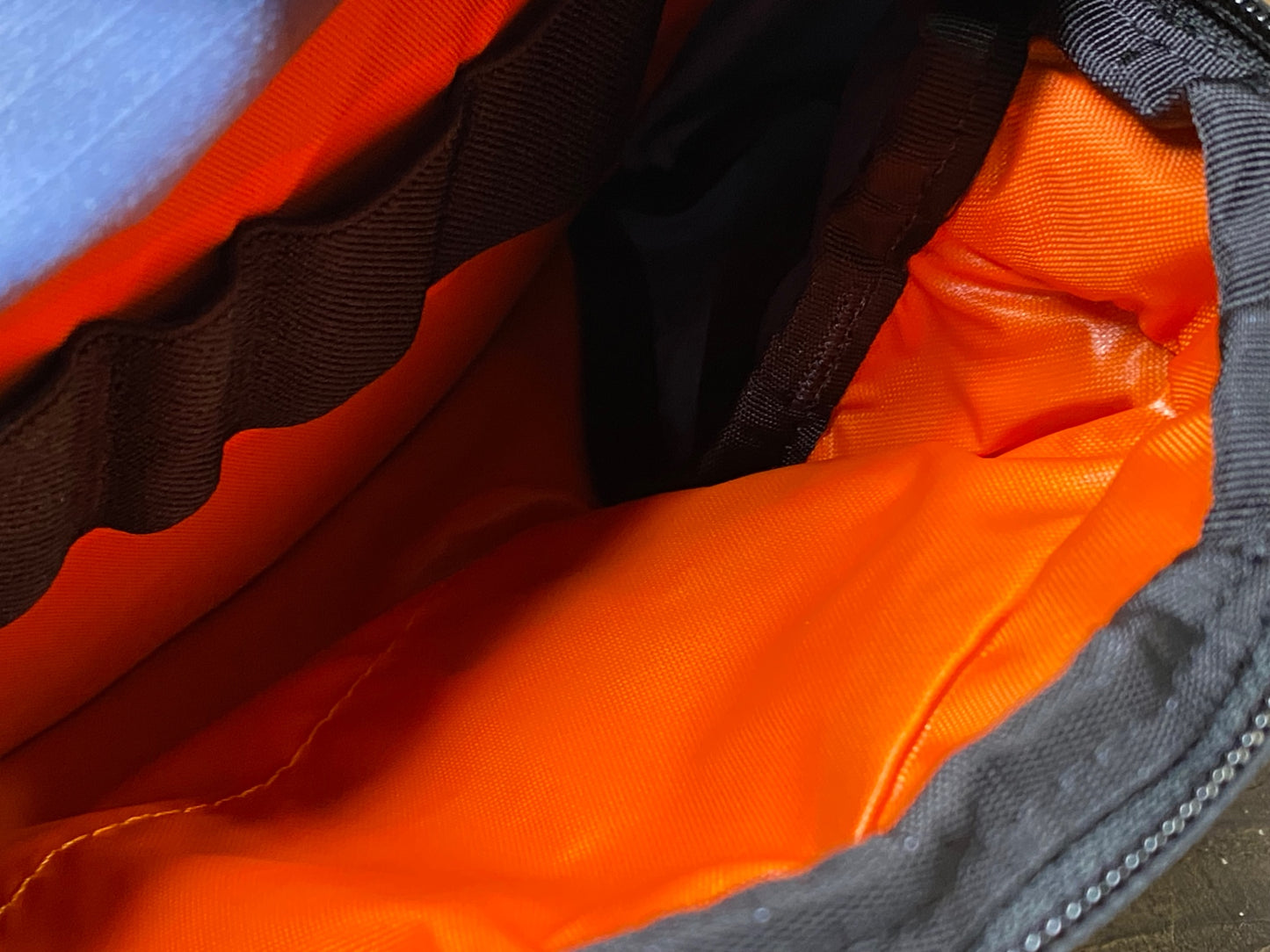 IO865 ラファ Rapha TRAIL HIP ウエストバッグ 青