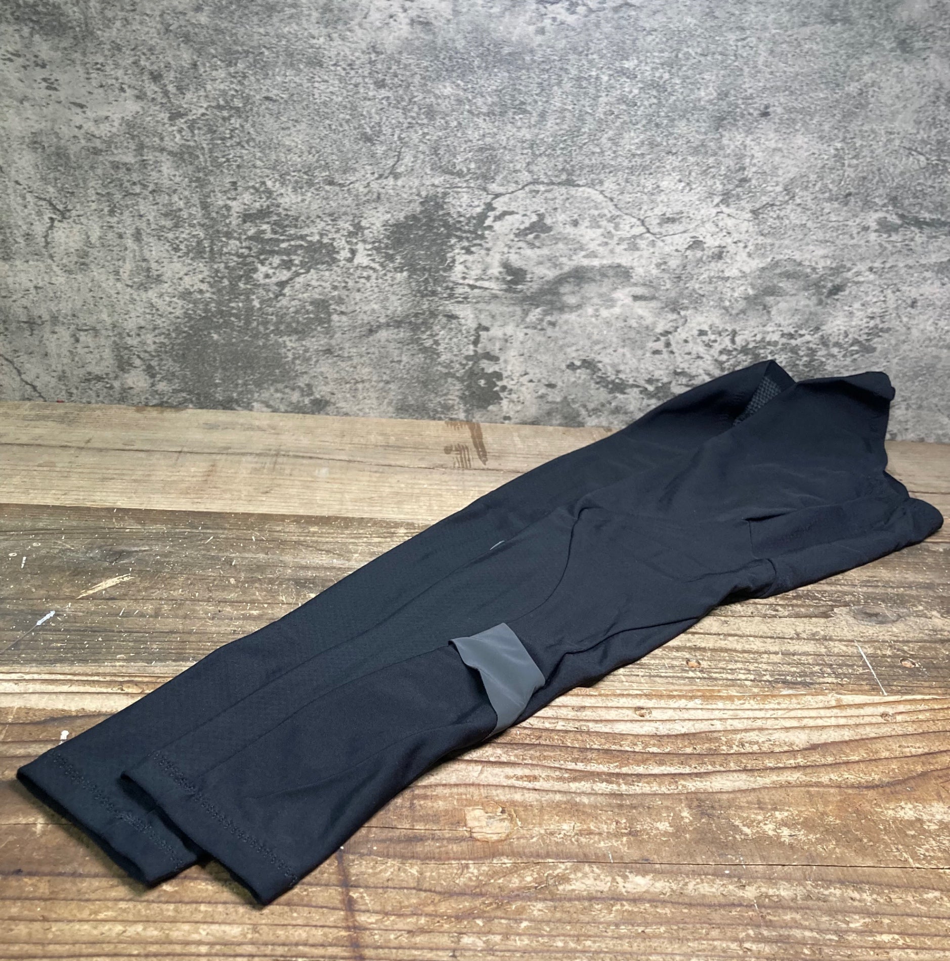 IU082 アソス assos レッグウォーマー 黒 SIZE1 – BICI AMORE EQ