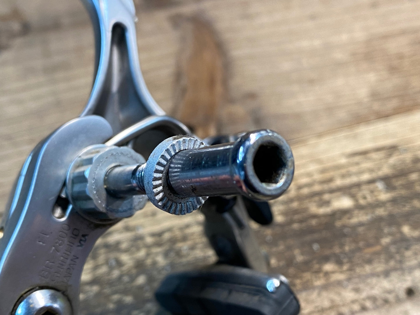 IV190 シマノ SHIMANO デュラエース DURA-ACE  BR-7800 ブレーキキャリパー フロントのみ