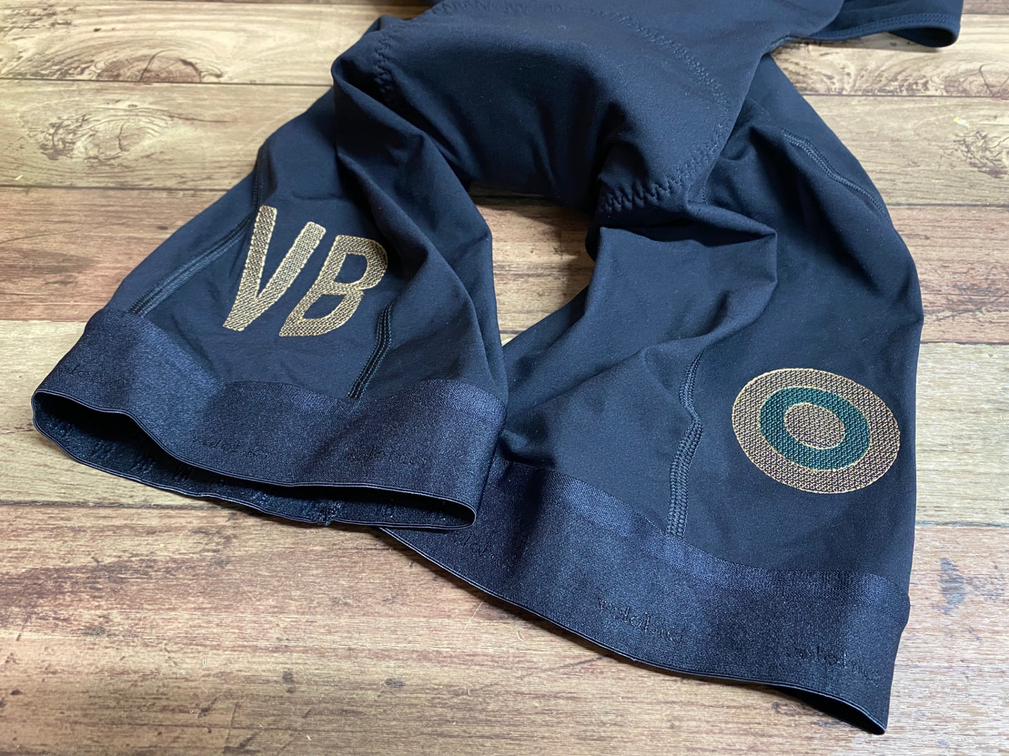 IO531 ヴェロビチ velobici MODERNIST BIB SHORTS ビブショーツ 黒 4