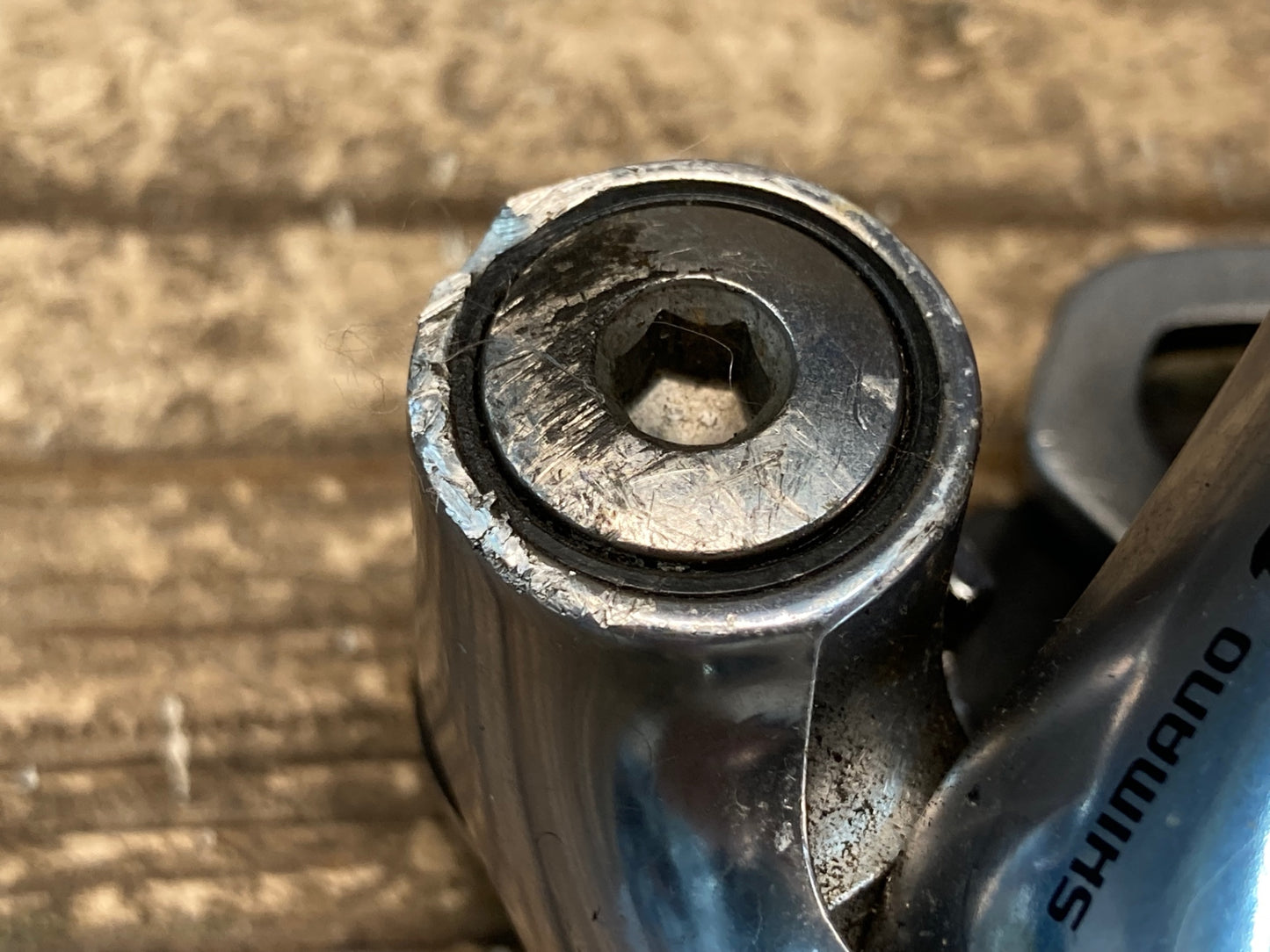 IW678 シマノ SHIMANO 105 RD-5600 リアディレイラー 10S