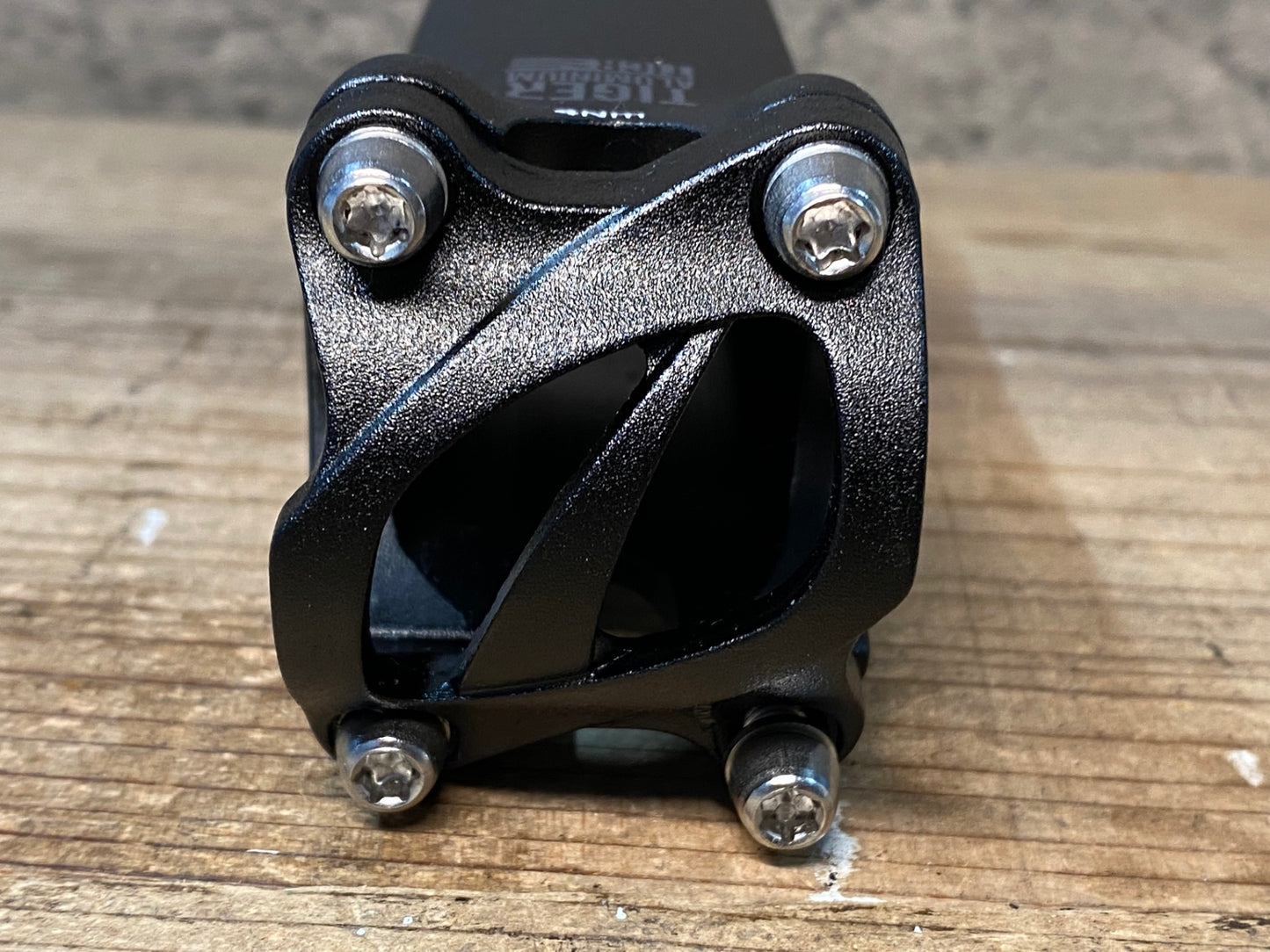 IX873 モスト MOST タイガーアルミ TIGER ALU TiCR ステム 110mm -8° Φ31.8 OS