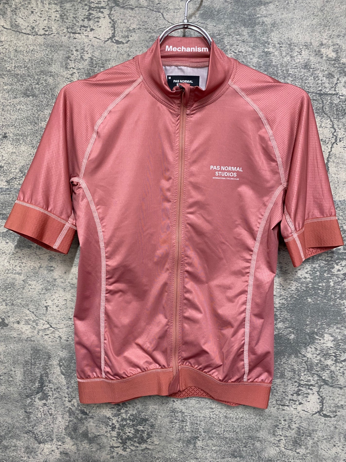 IV585 パスノーマルスタジオ PAS NORMAL STUDIOS Mechanism 半袖サイクルジャージ M ピンク