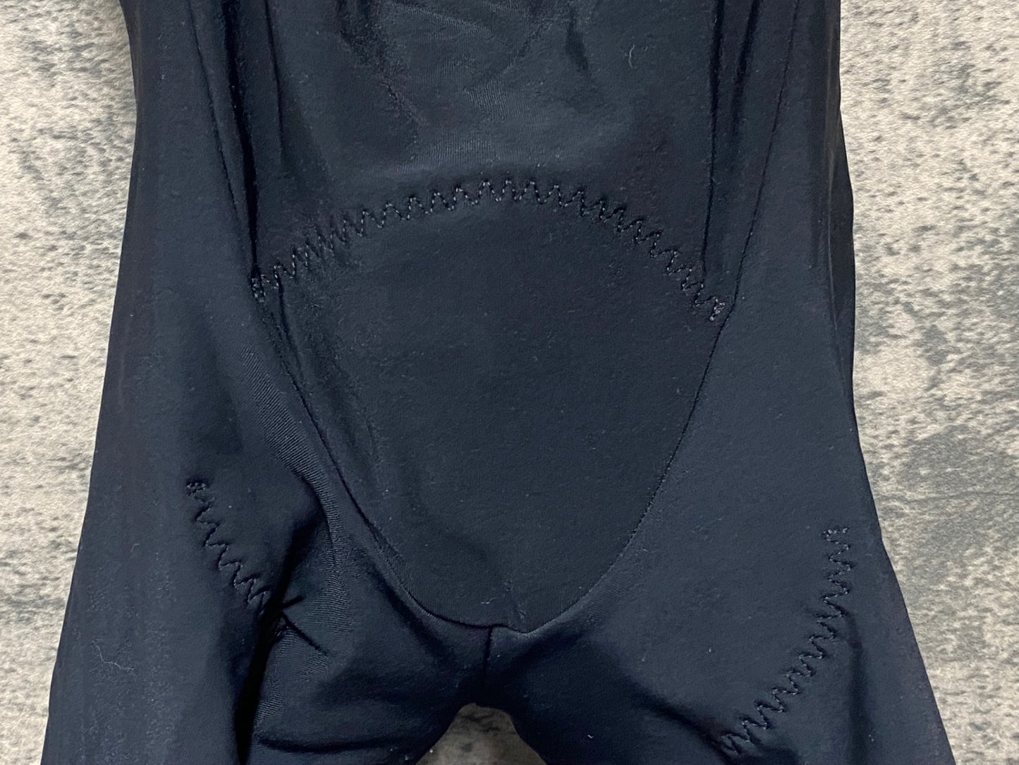 JB816 アソス assos MILLE GTS Spring Fall Bib Shorts C2 ビブショーツ 黒 M ※ほつれあり