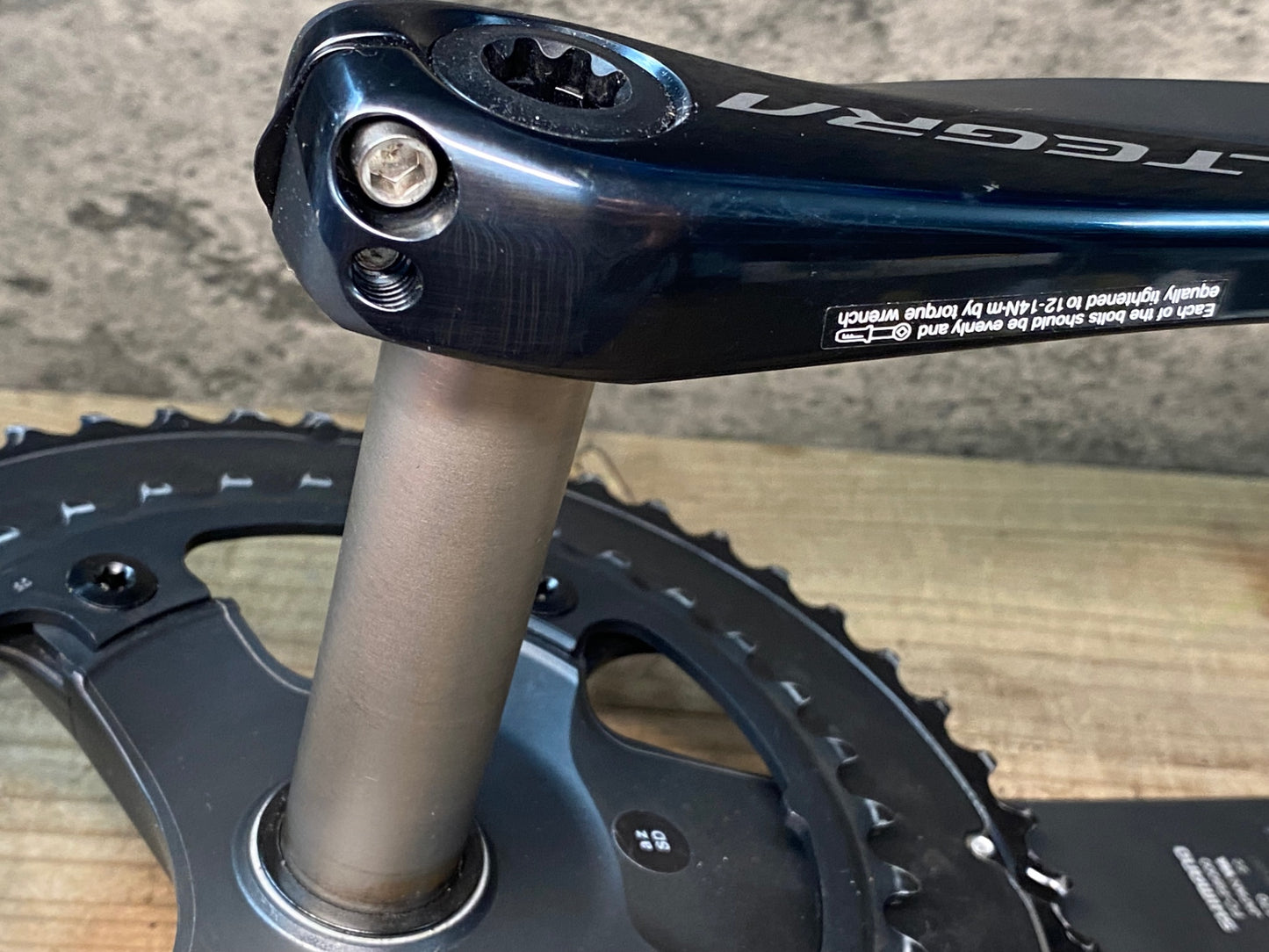 IZ334 シマノ SHIMANO アルテグラ ULTEGRA FC-R8000 クランクセット 170mm 52/36T リコール対象外 刻印”SC"
