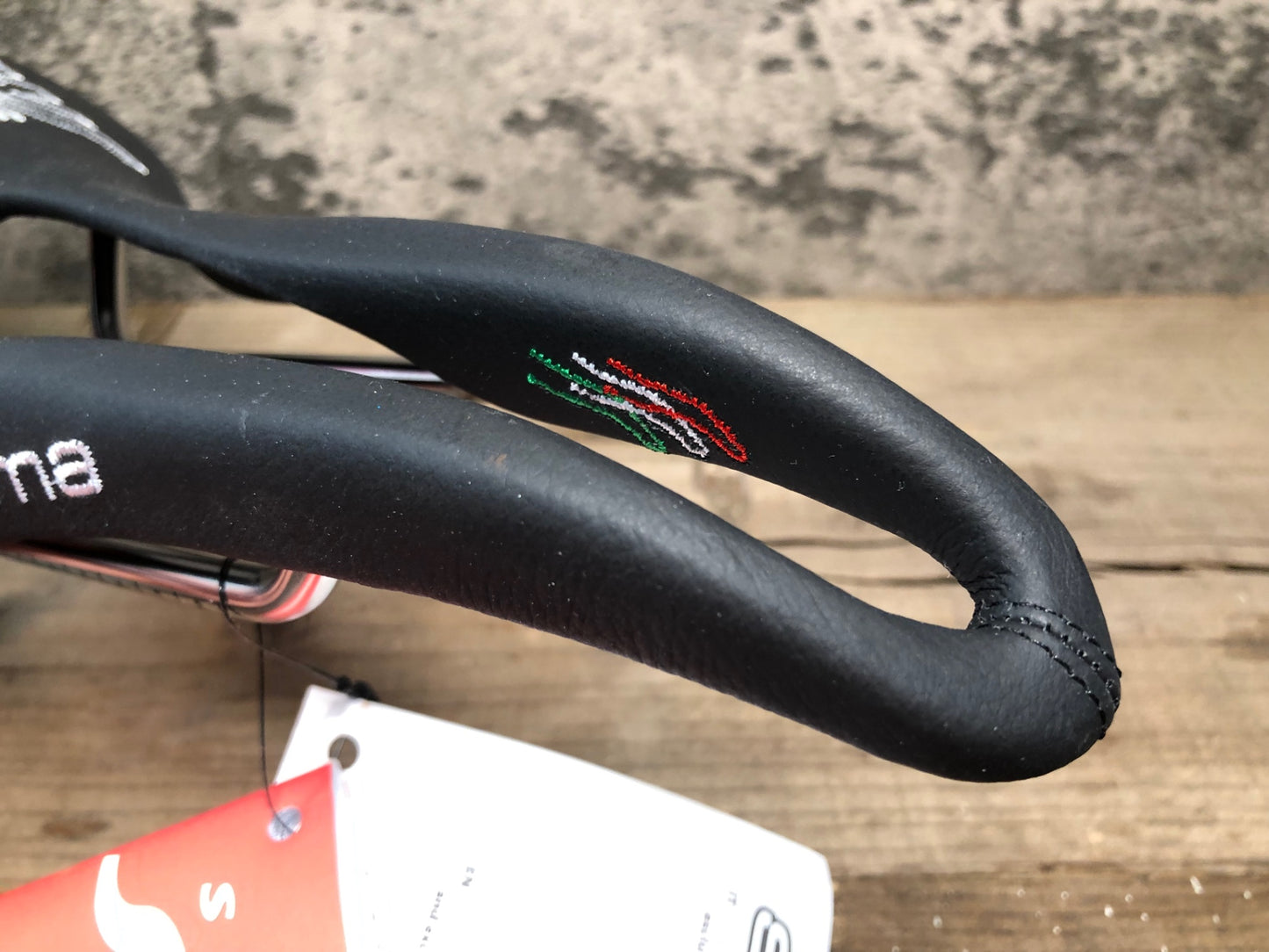 ID374 SELLE SMP forma サドル 黒 132mm inox tube 未使用