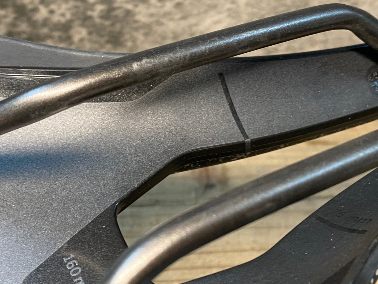 IX399 フィジーク fizik テンポ アルゴ TEMPO ARGO R3 サドル kiumレール 160mm LES CLASSIQUES