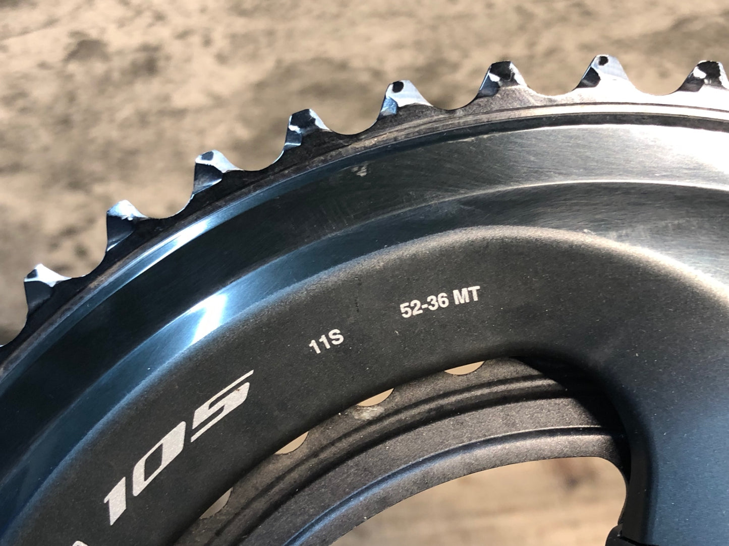 IZ689 シマノ SHIMANO 105 FC-R7000 クランクセット 160mm 52/36T