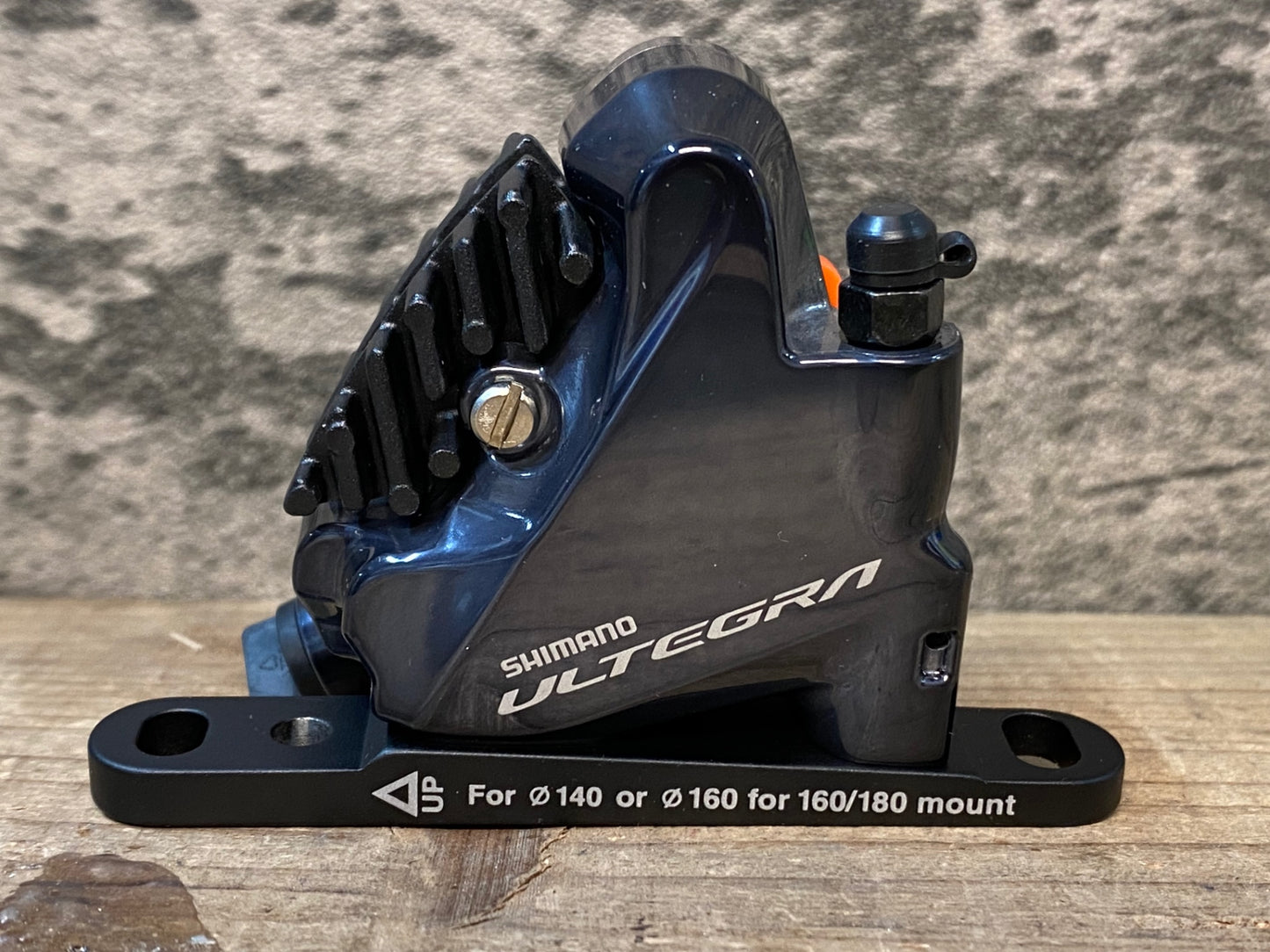 IV582 シマノ SHIMANO アルテグラ ULTEGRA BR-R8070 ディスクブレーキ キャリパー フロント