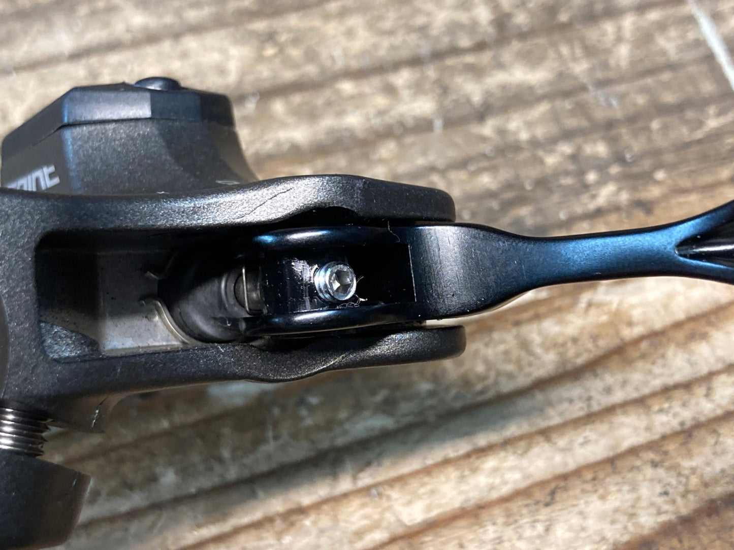 IU332 シマノ SHIMANO SAINT BL-M800 ブレーキレバー 右のみ Φ22.2