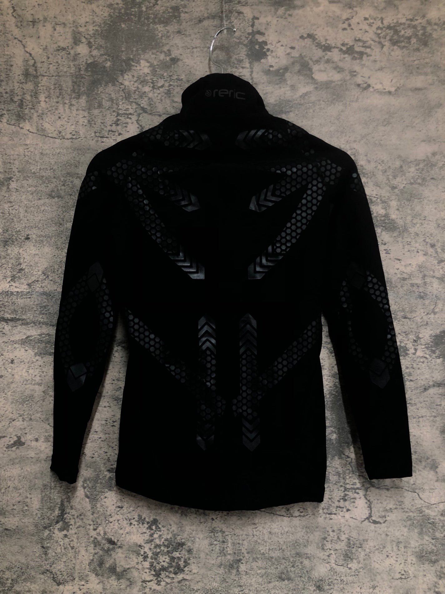 IX040 レリック reric 長袖 ミドルレイヤー 黒 S 裏起毛 ハーフジップ