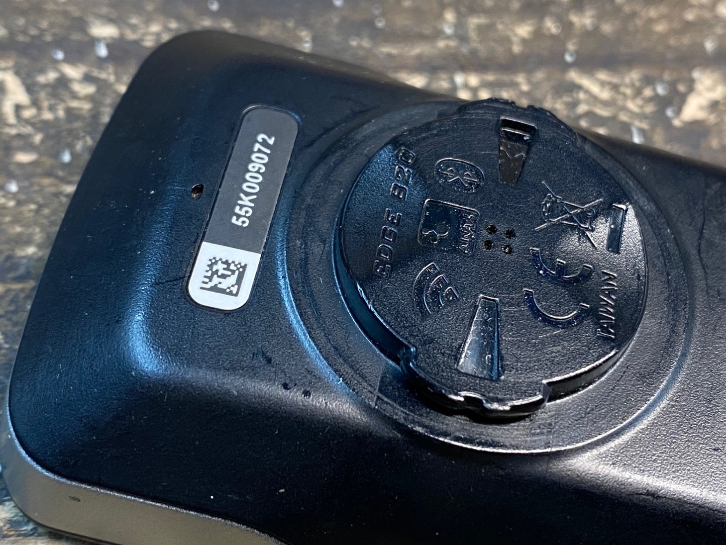 JA330 ガーミン GARMIN EDGE 820 サイクルコンピューター 本体のみ ※起動確認済