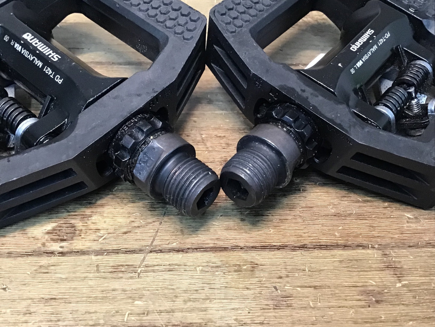 IR098 シマノ SHIMANO CLICK'R PD-T421 ビンディングぺダル SPD 片面フラット