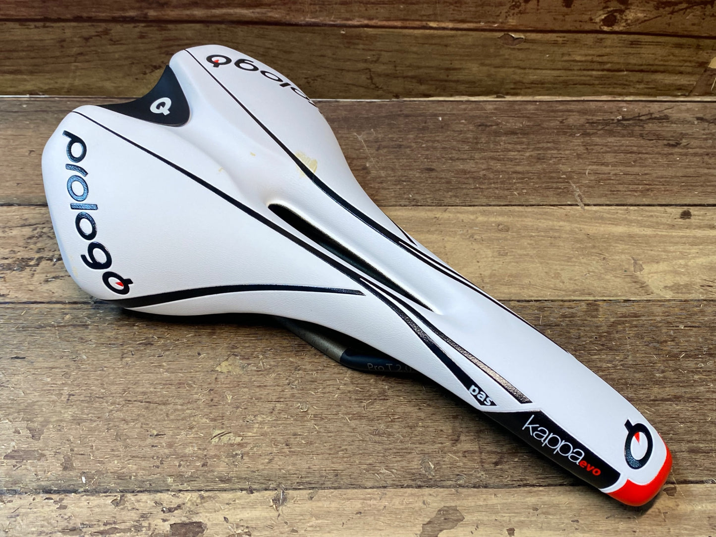 IM817 プロロゴ prologo カッパ kappa evo pas サドル 白 Pro T2.0レール