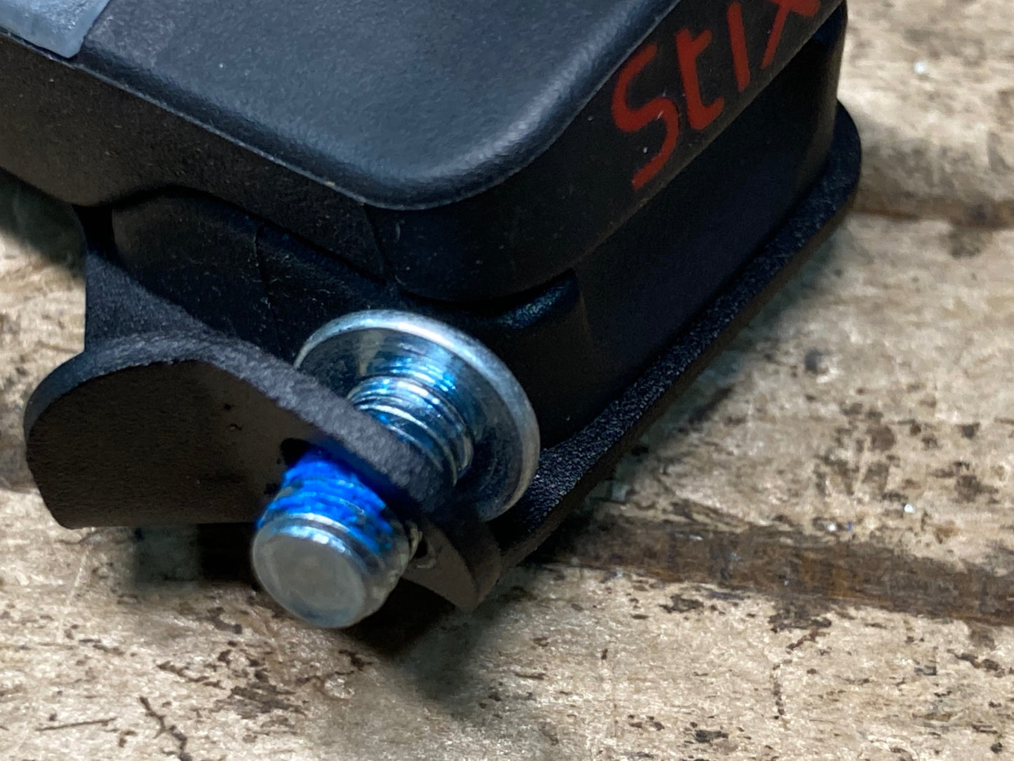 IJ582 スペシャライズド SPECIALIZED STIX ELITE TAIL LIGHT リアライト ※点灯確認済、POWERサドル取り付けマウント