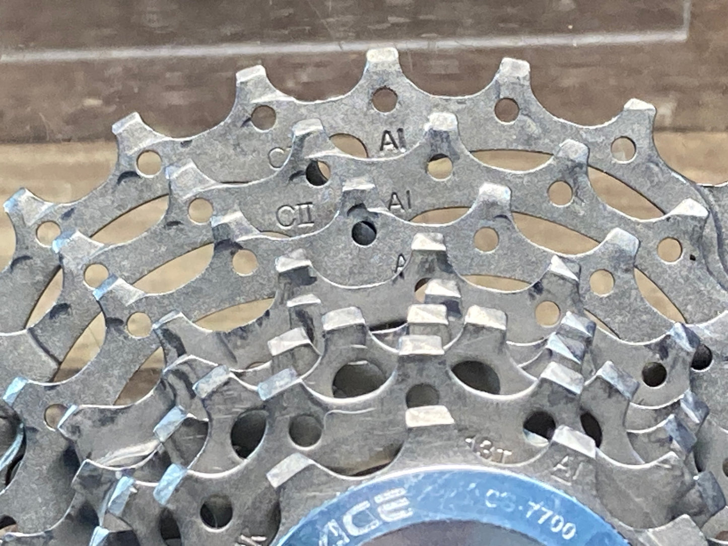 IJ530 シマノ SHIMANO デュラエース DURA-ACE CS-7700 スプロケット 9S 12-27T