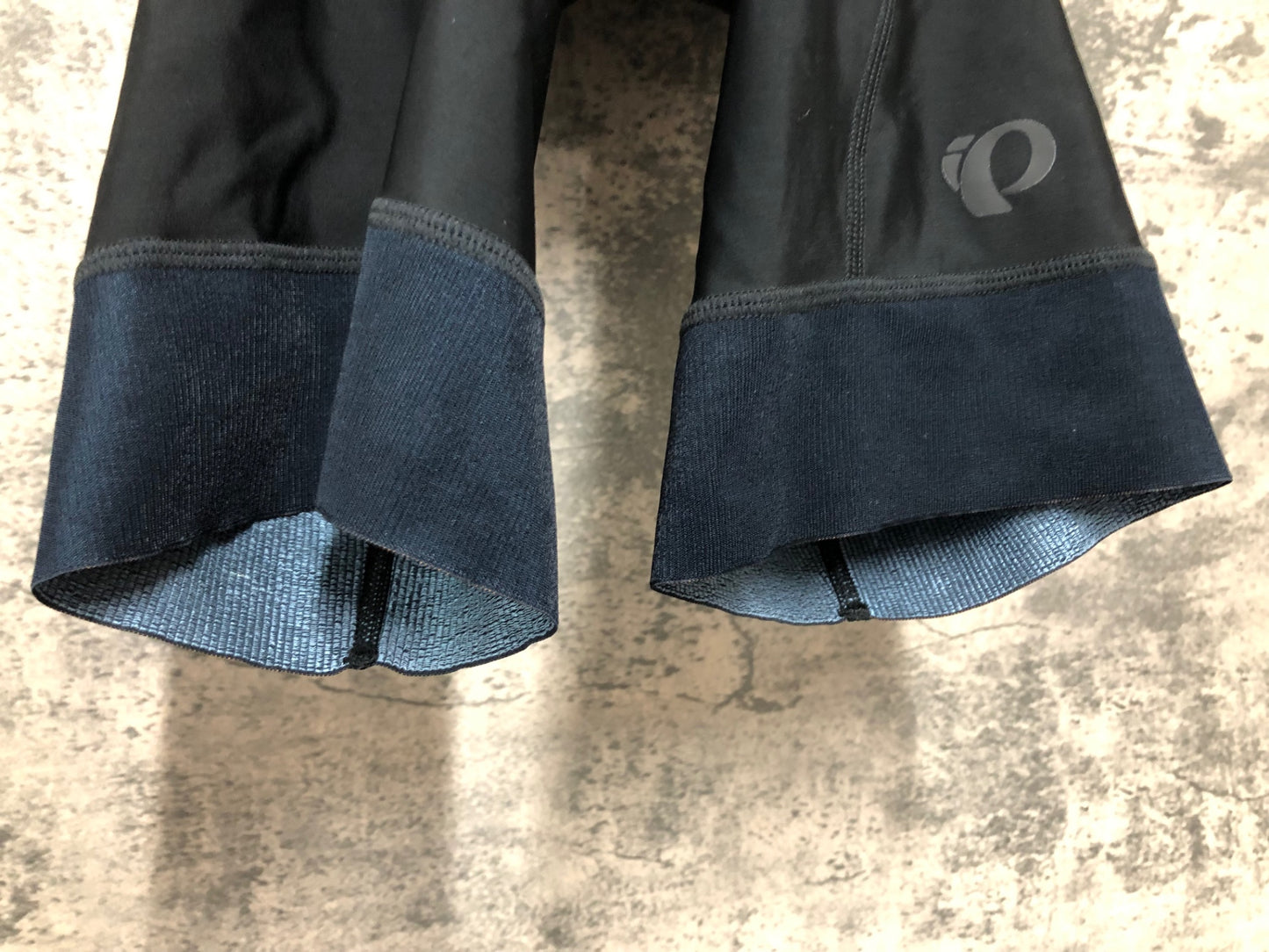 IY202 パールイズミ PEARLiZUMi レーサーパンツ 黒 L