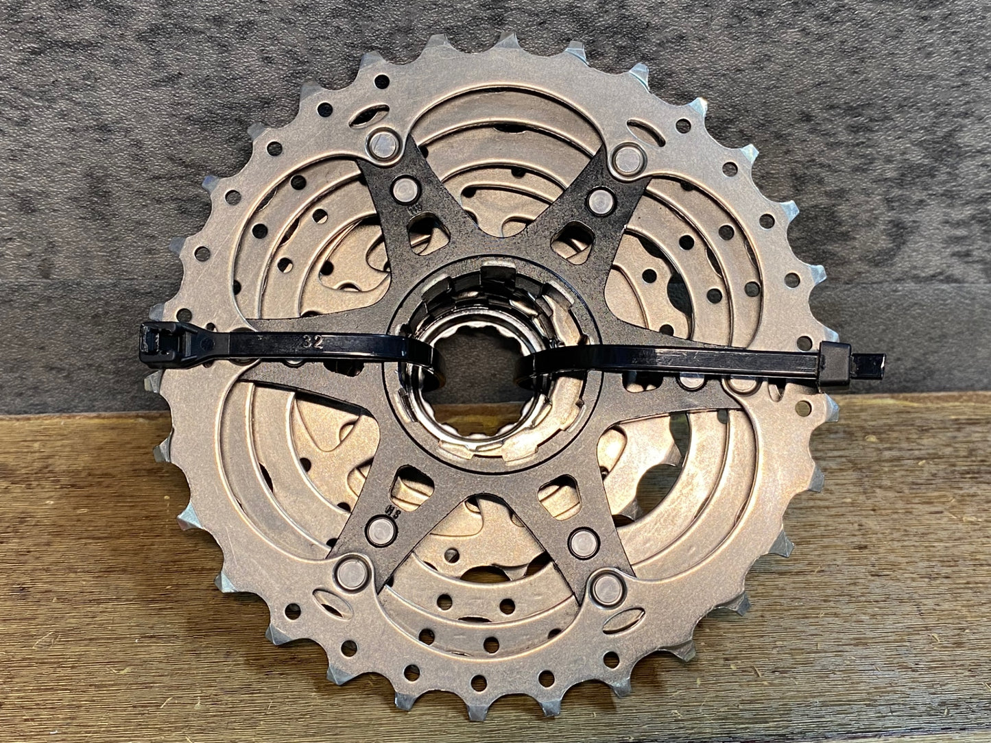 HU403 シマノ SHIMANO 105 CS-R7000 11-30T スプロケット 11S