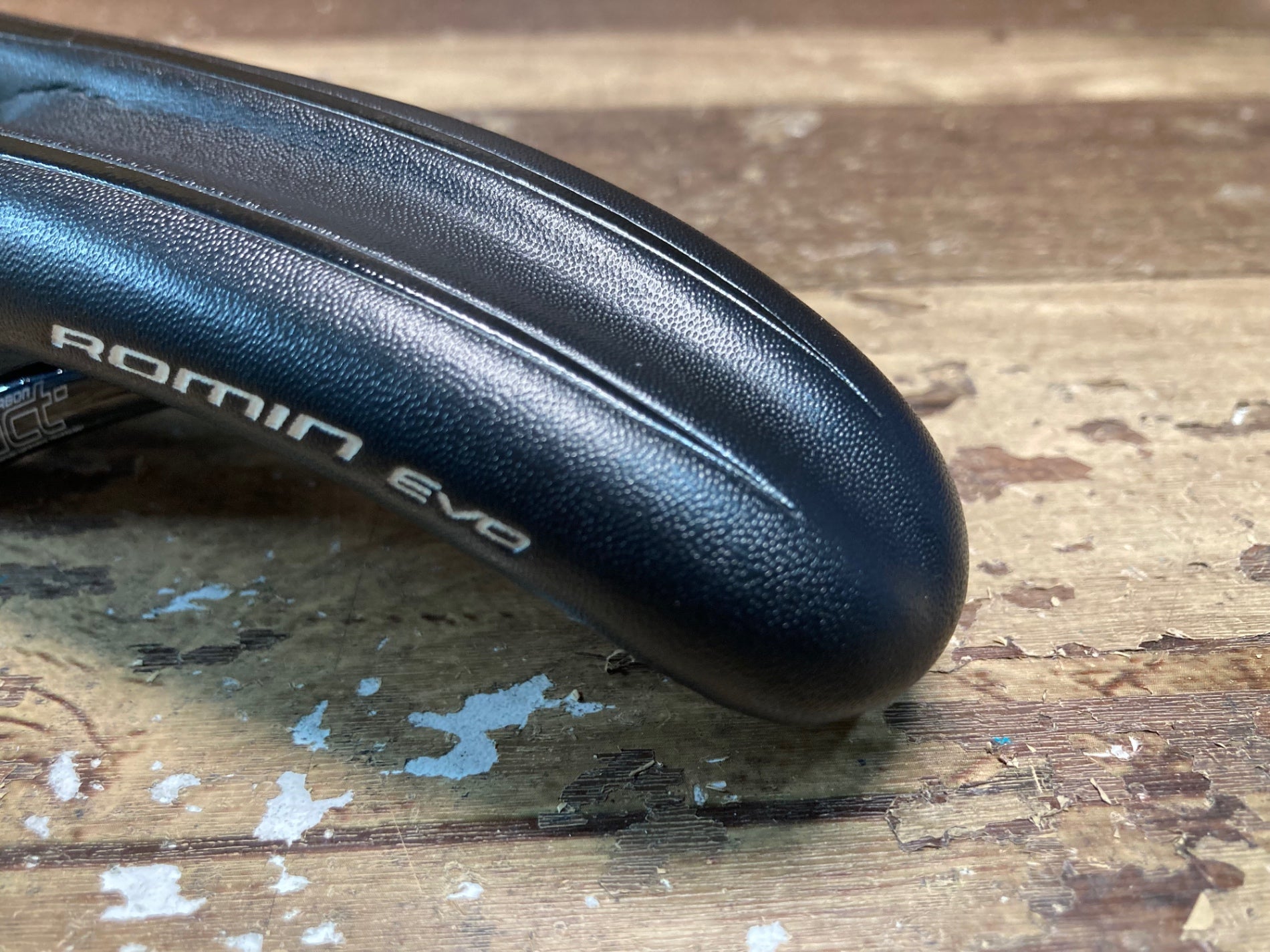 IK036 スペシャライズド SPECIALIZED ローミン ROMIN EVO サドル