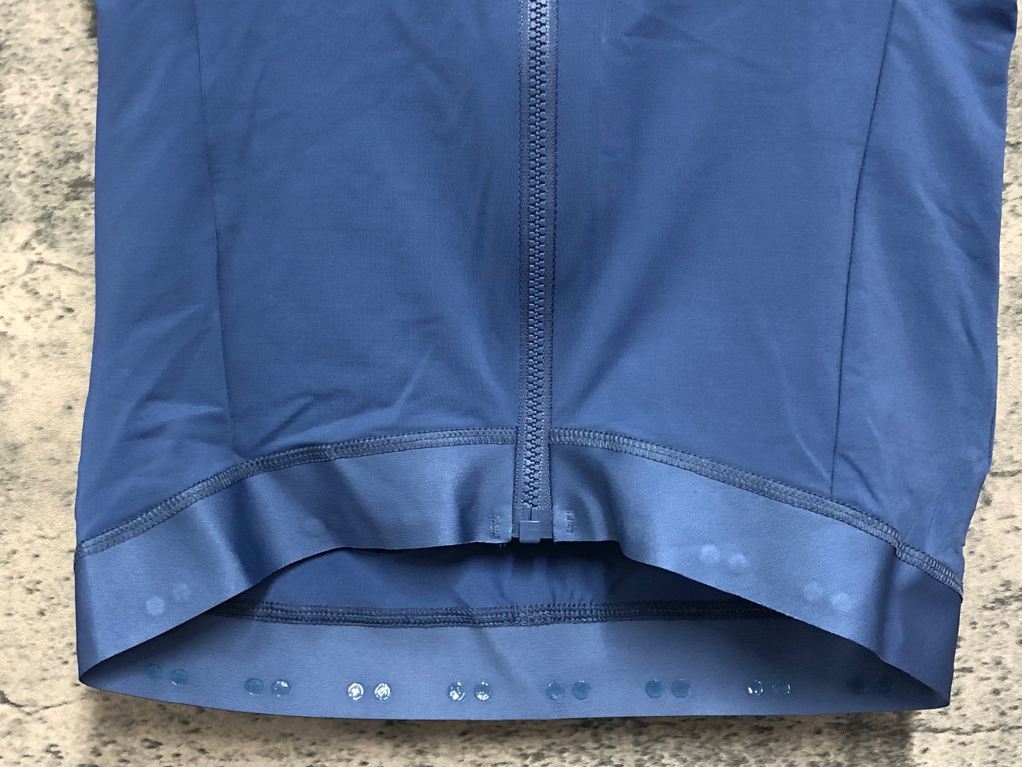 IX028 ユニバーサルカラーズ Universal Colers MONO 半袖 サイクルジャージ 青 XS